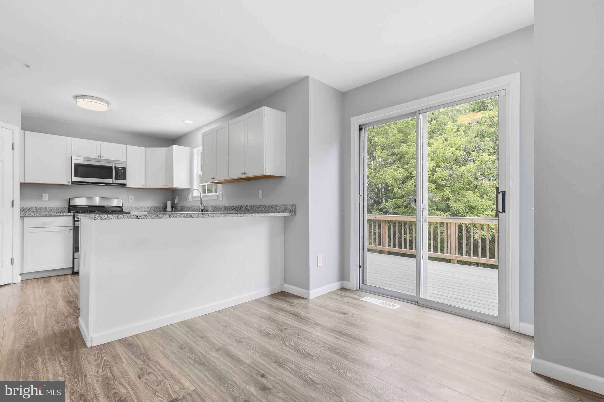 SPRING RIDGE - Residential