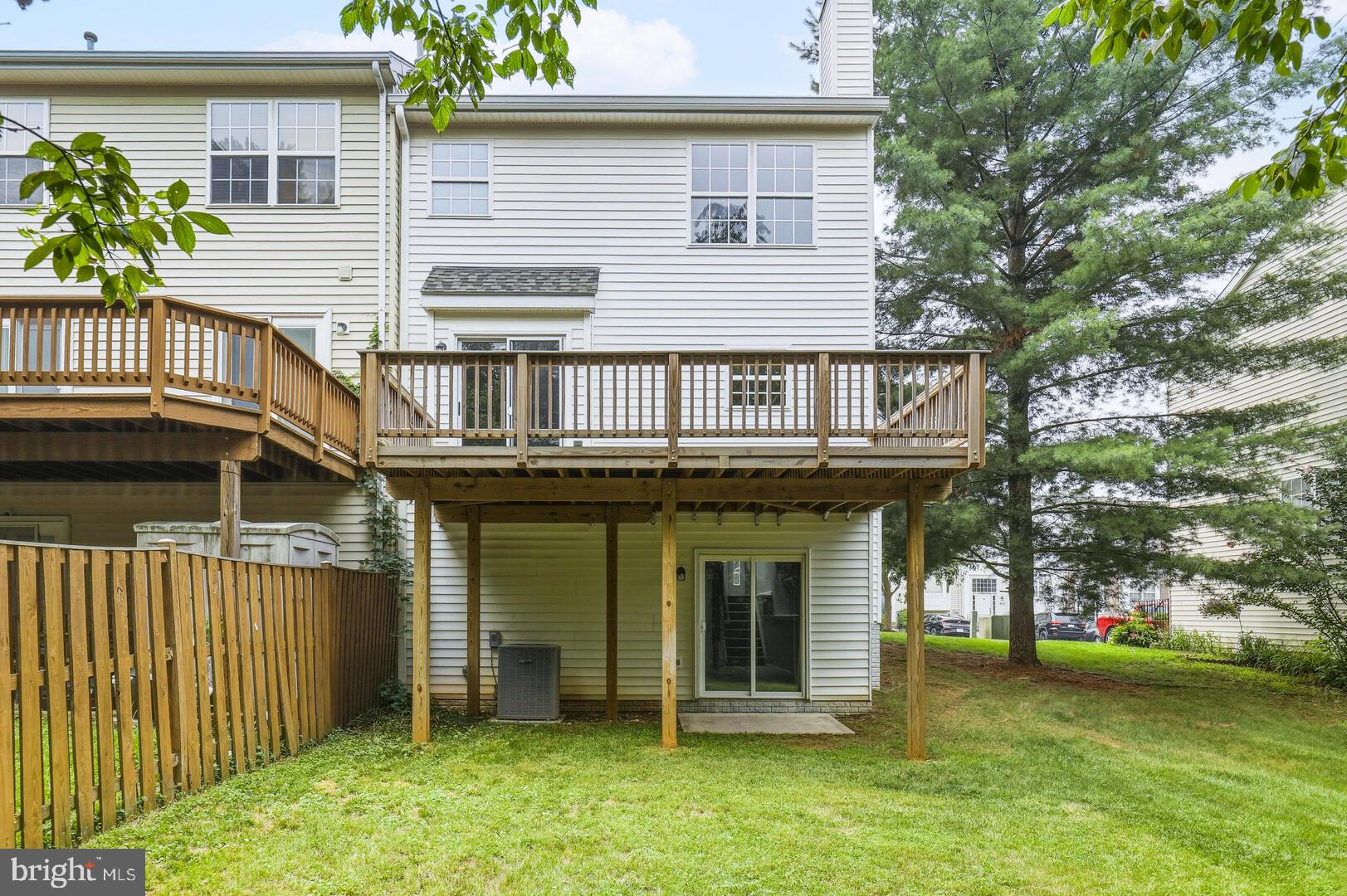 SPRING RIDGE - Residential