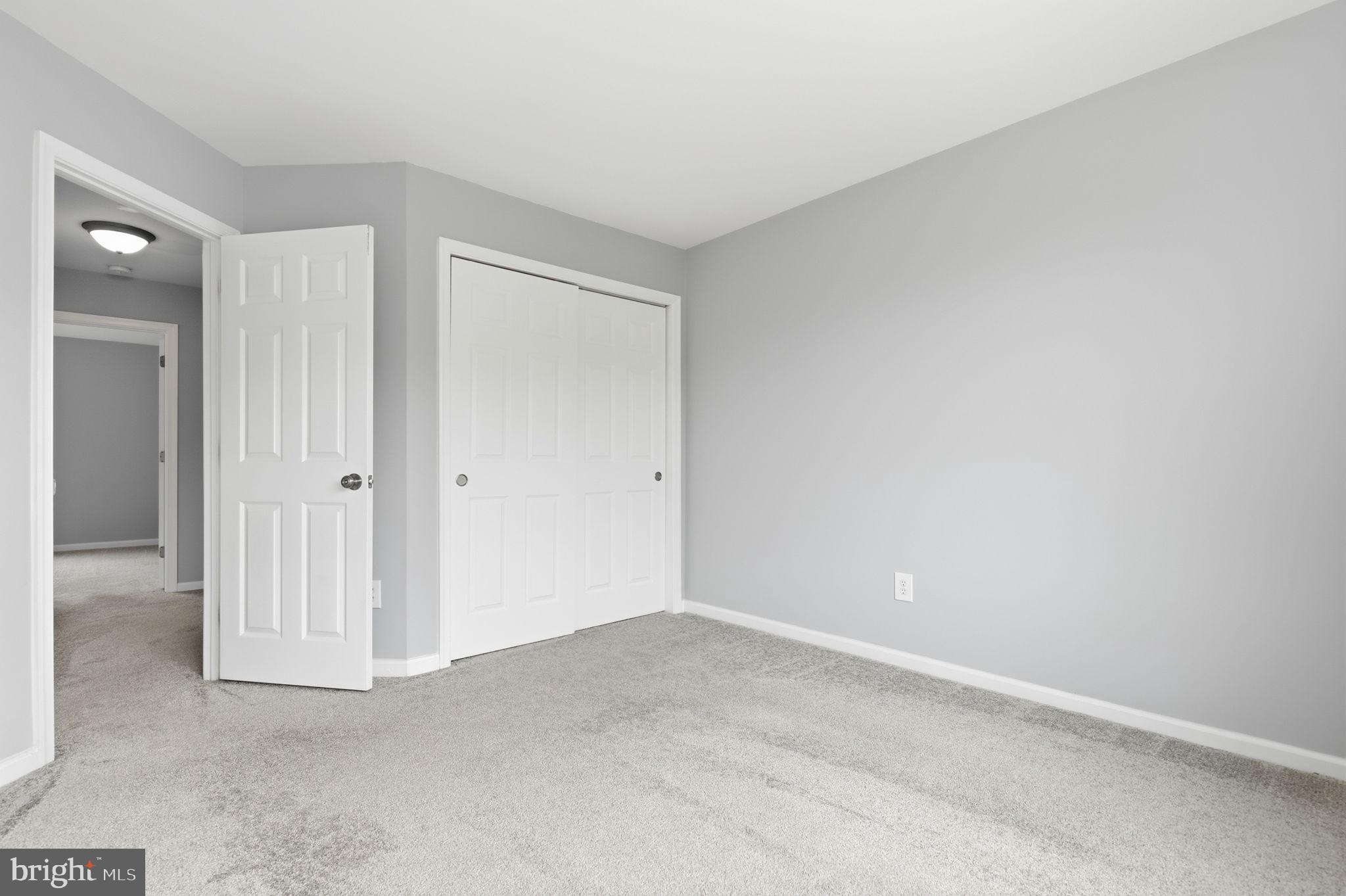 SPRING RIDGE - Residential