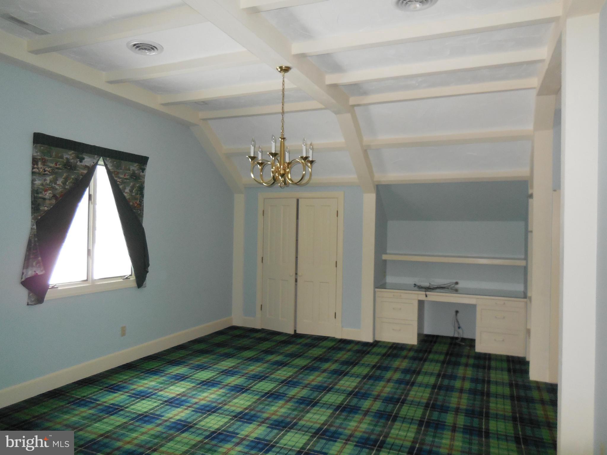 POTOMAC RANCH - Residential