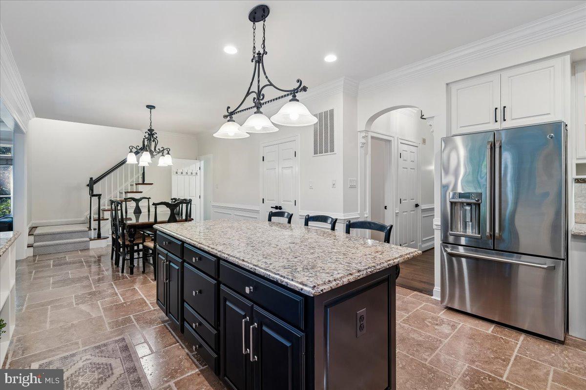 VILLAGE OF RIVER HILL - Residential