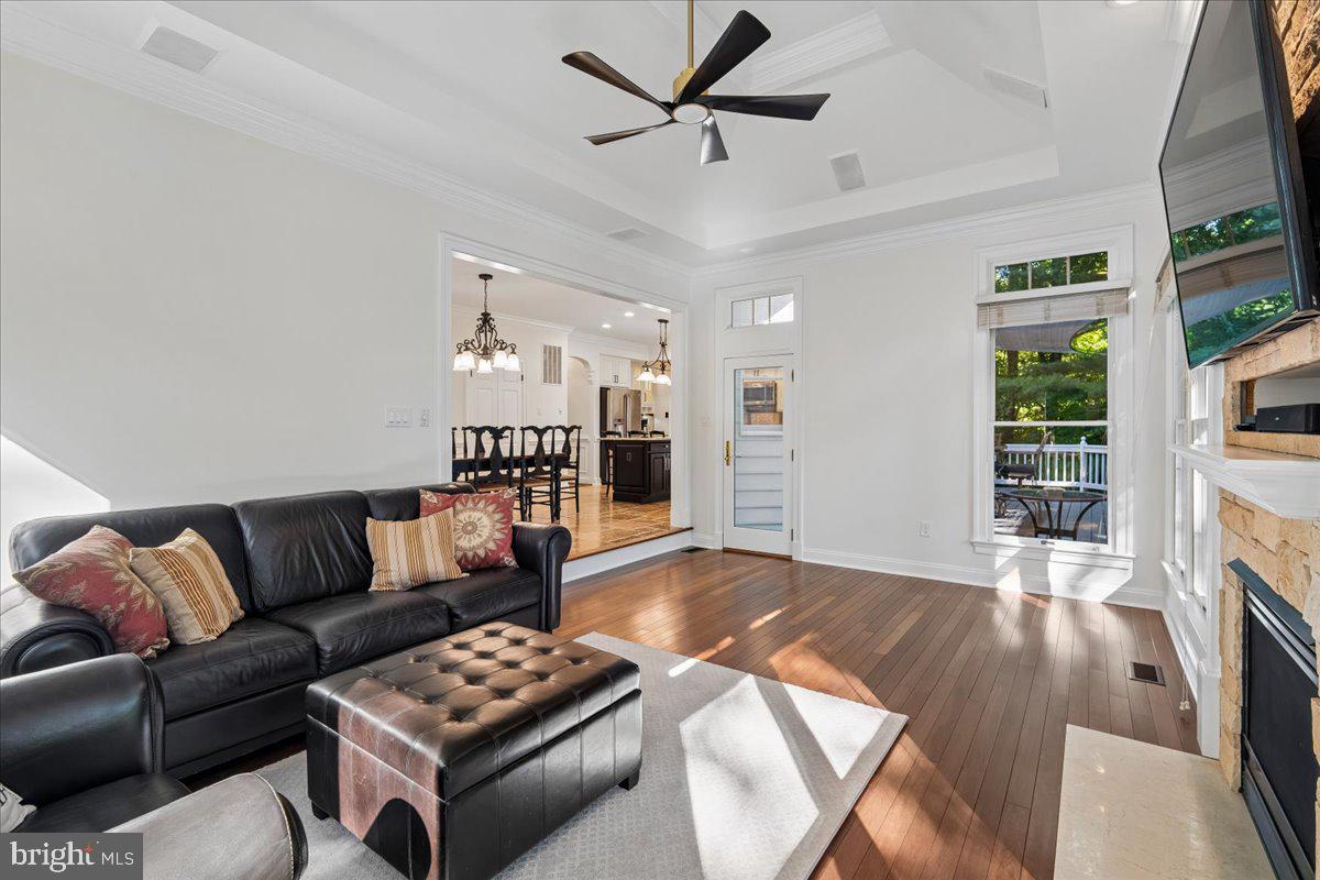 VILLAGE OF RIVER HILL - Residential
