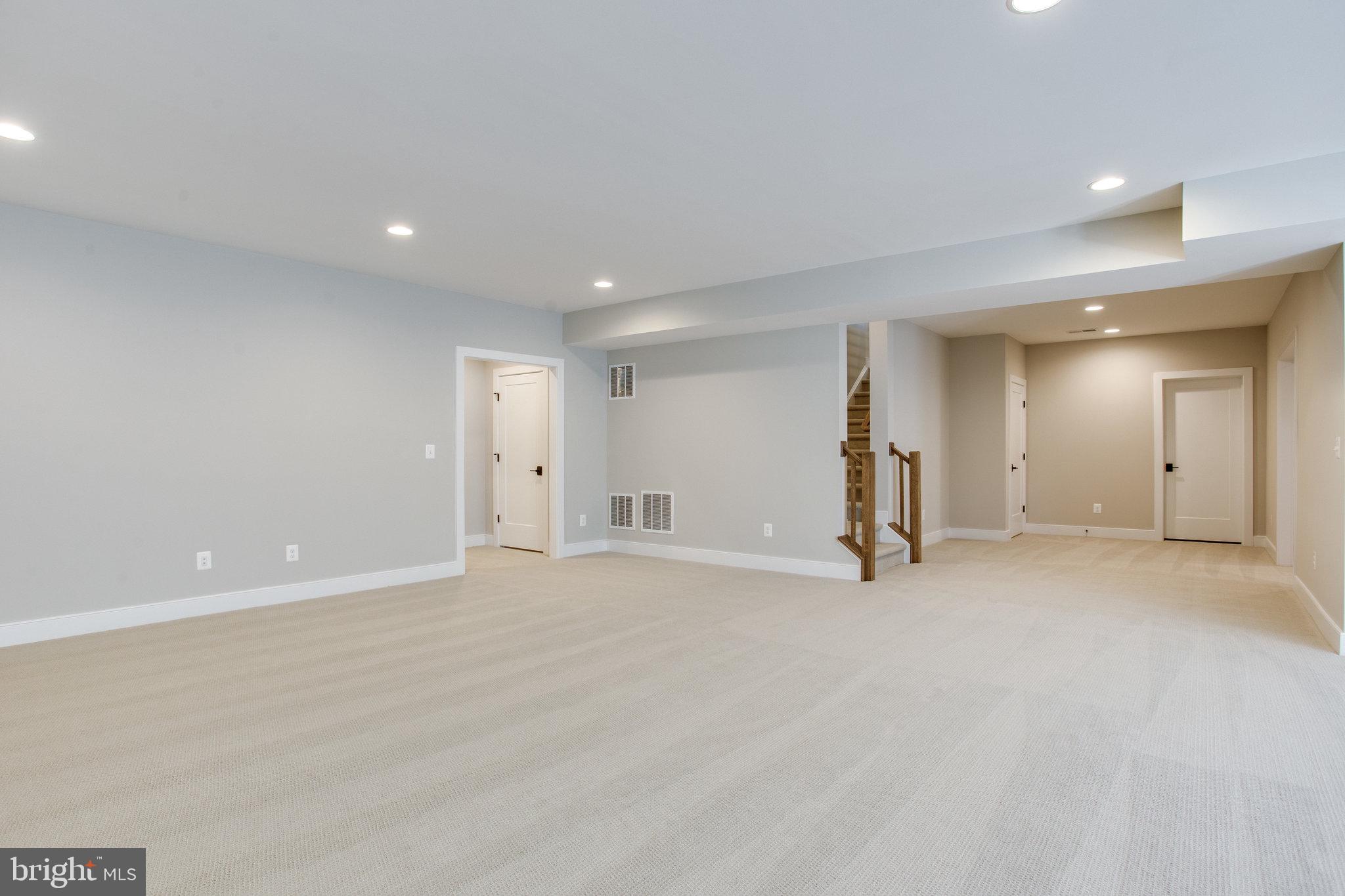 CHESTERBROOK GARDENS - Residential