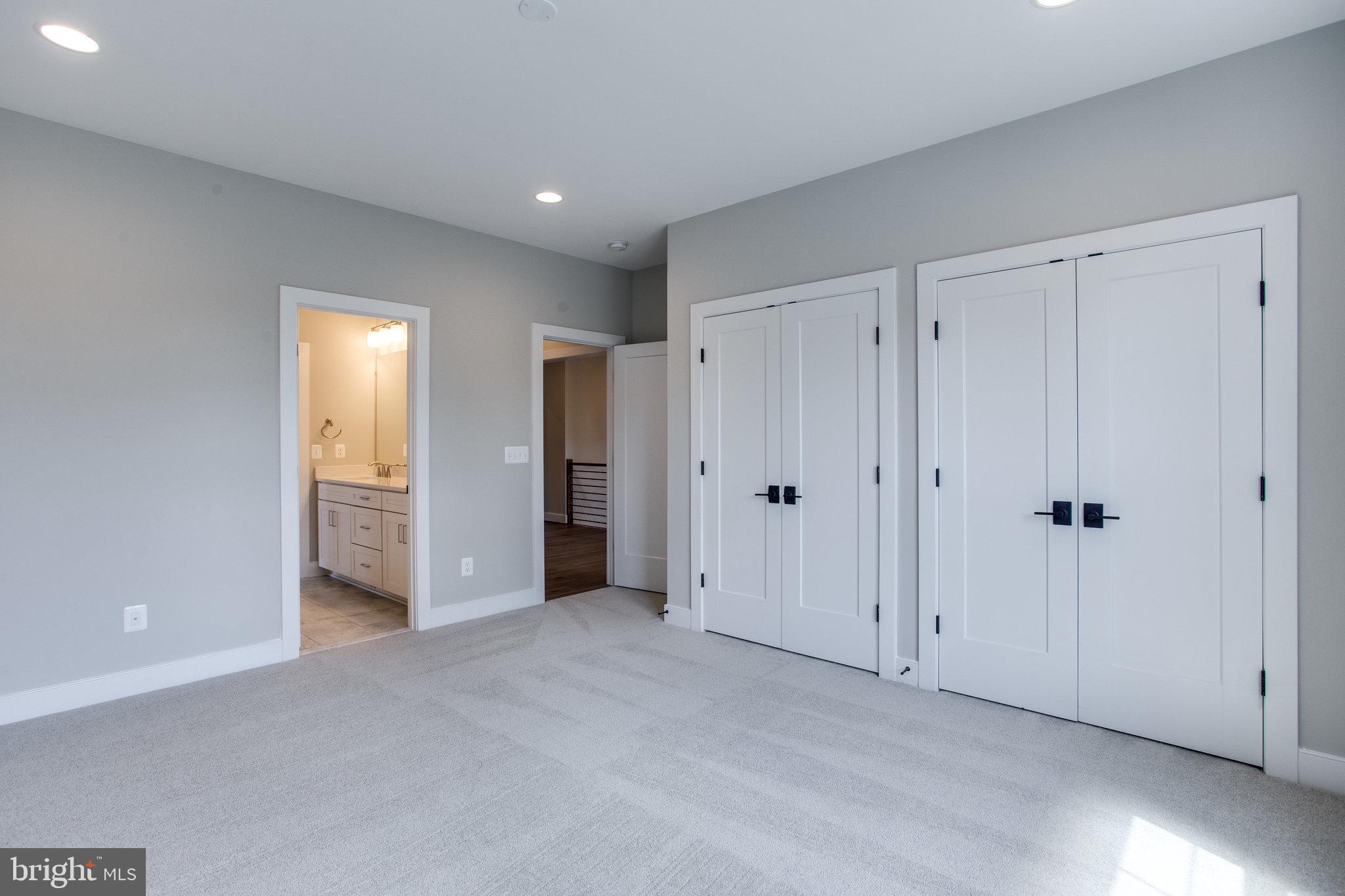 CHESTERBROOK GARDENS - Residential