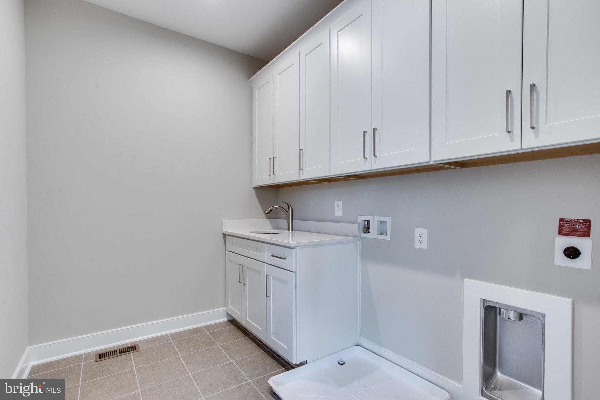 CHESTERBROOK GARDENS - Residential
