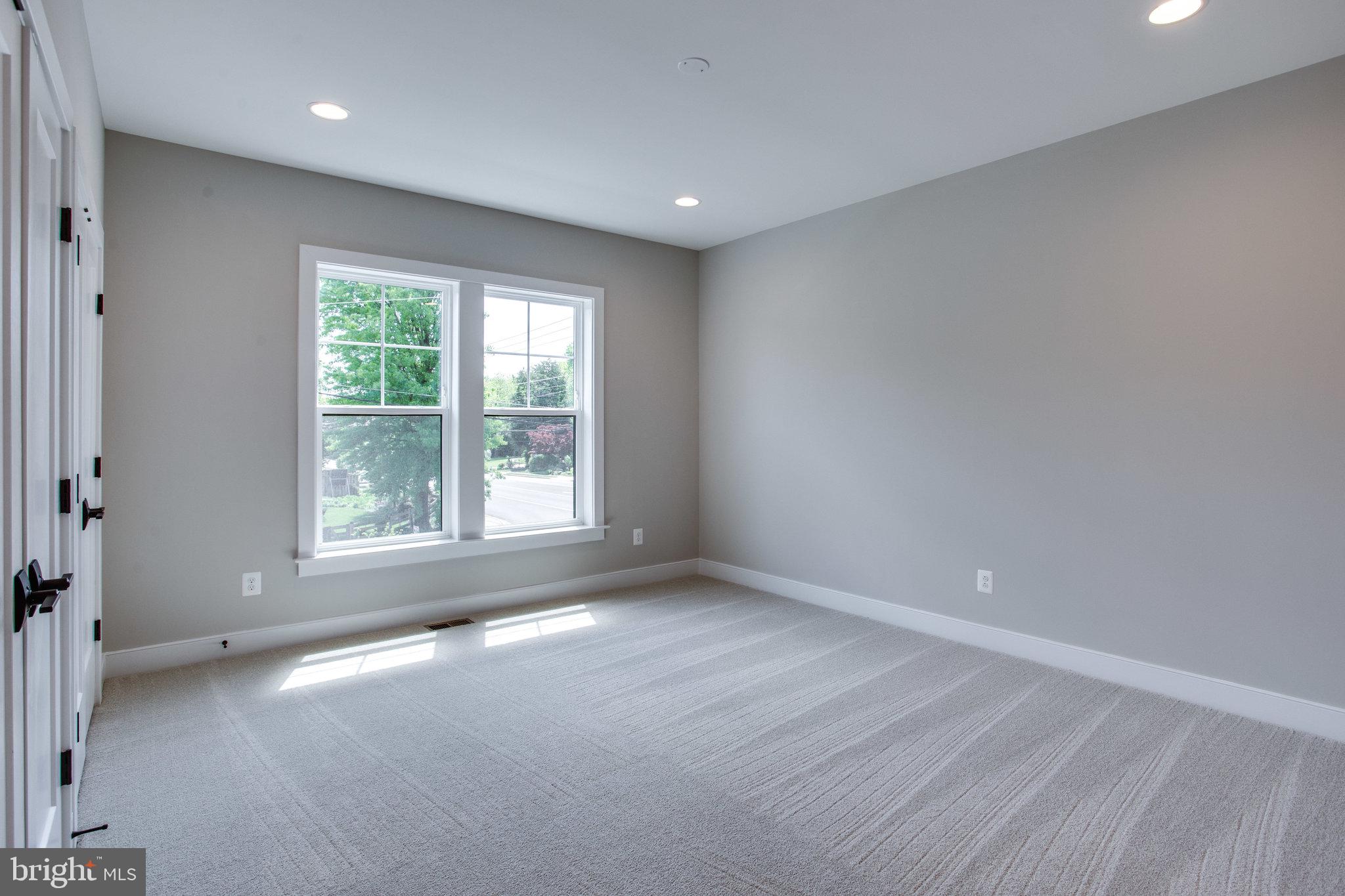 CHESTERBROOK GARDENS - Residential