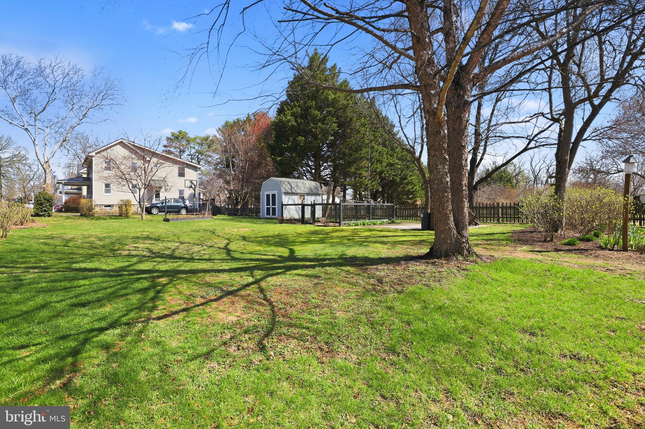 TOWN OF PURCELLVILLE - Residential