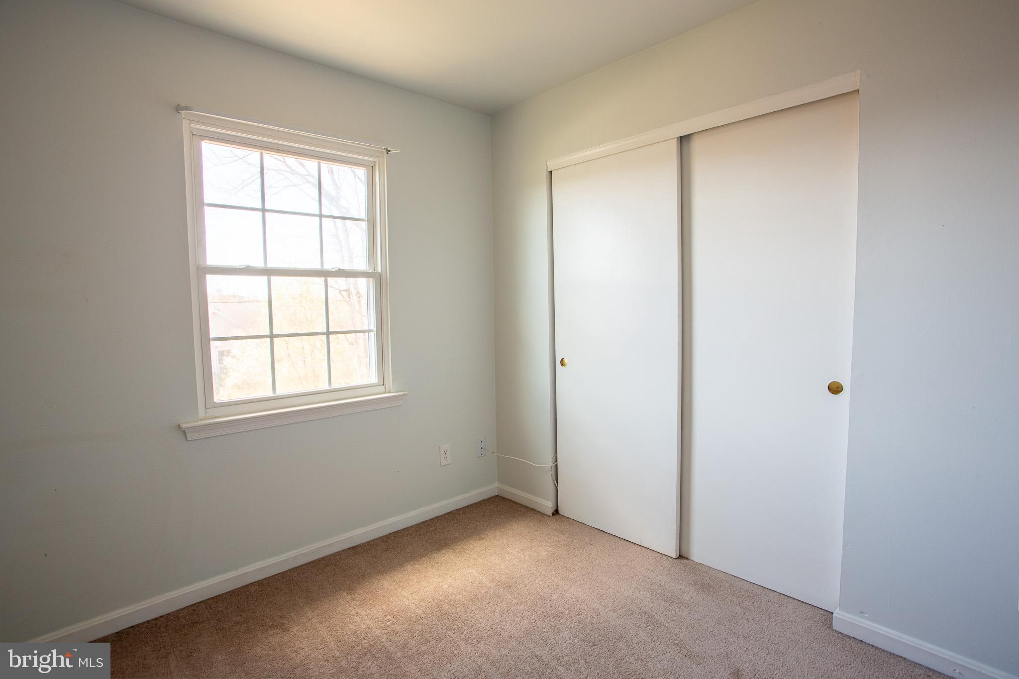 STAFFORD OAKS - Residential