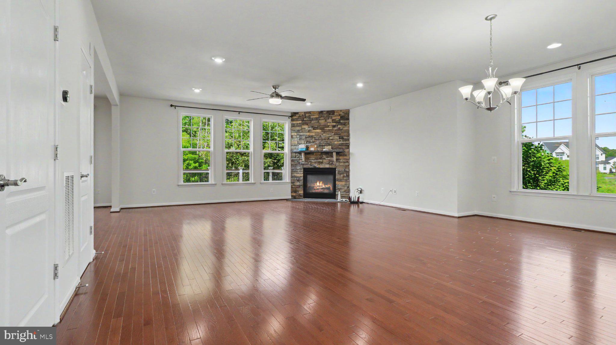 SUNBERRY - Residential