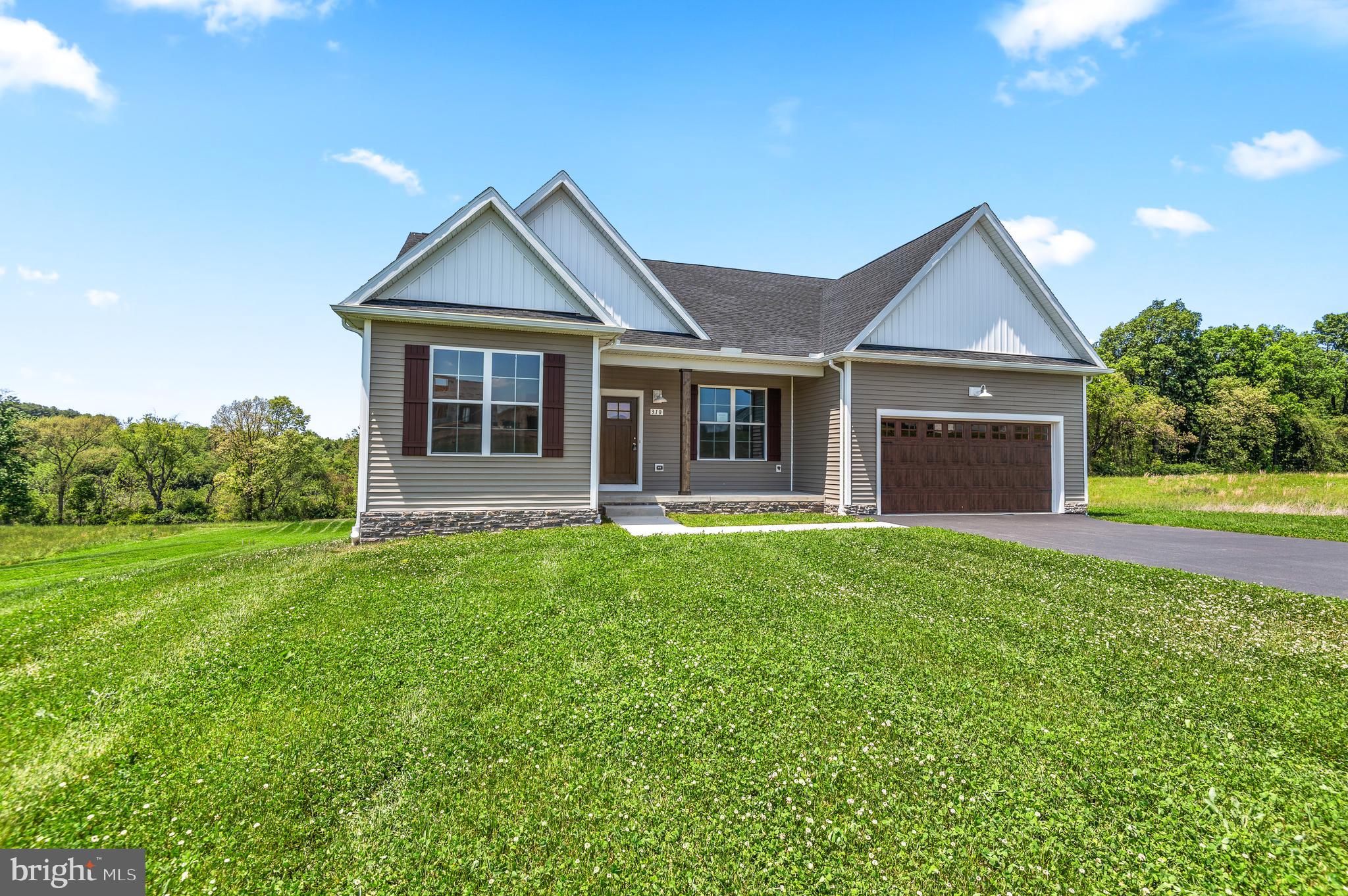 STEEPLE CHASE - Residential