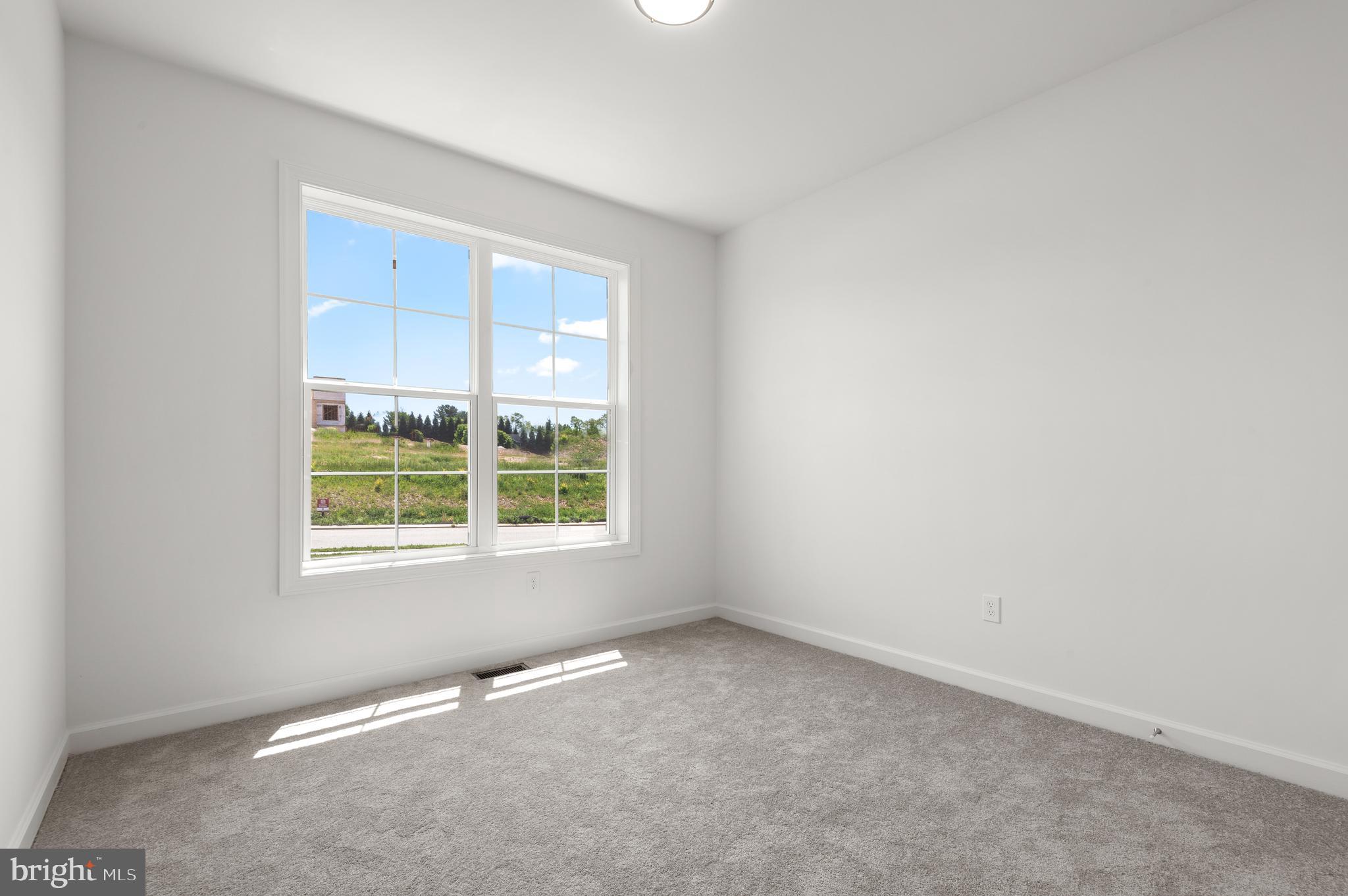 STEEPLE CHASE - Residential