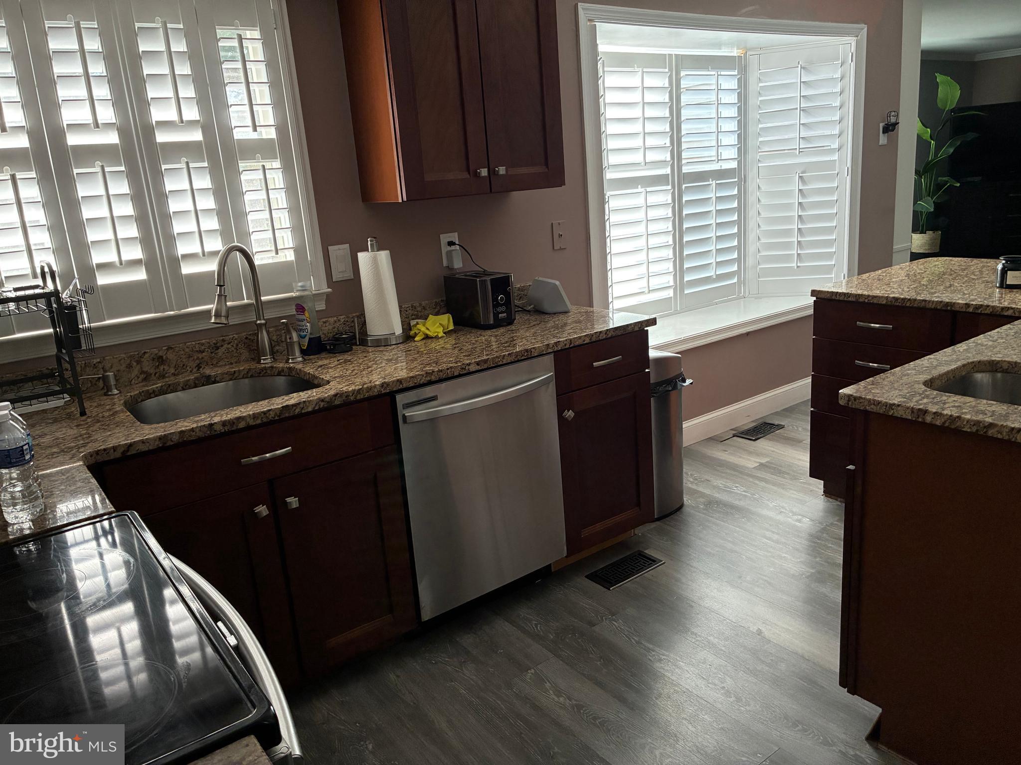 MERRIWEATHER - Residential