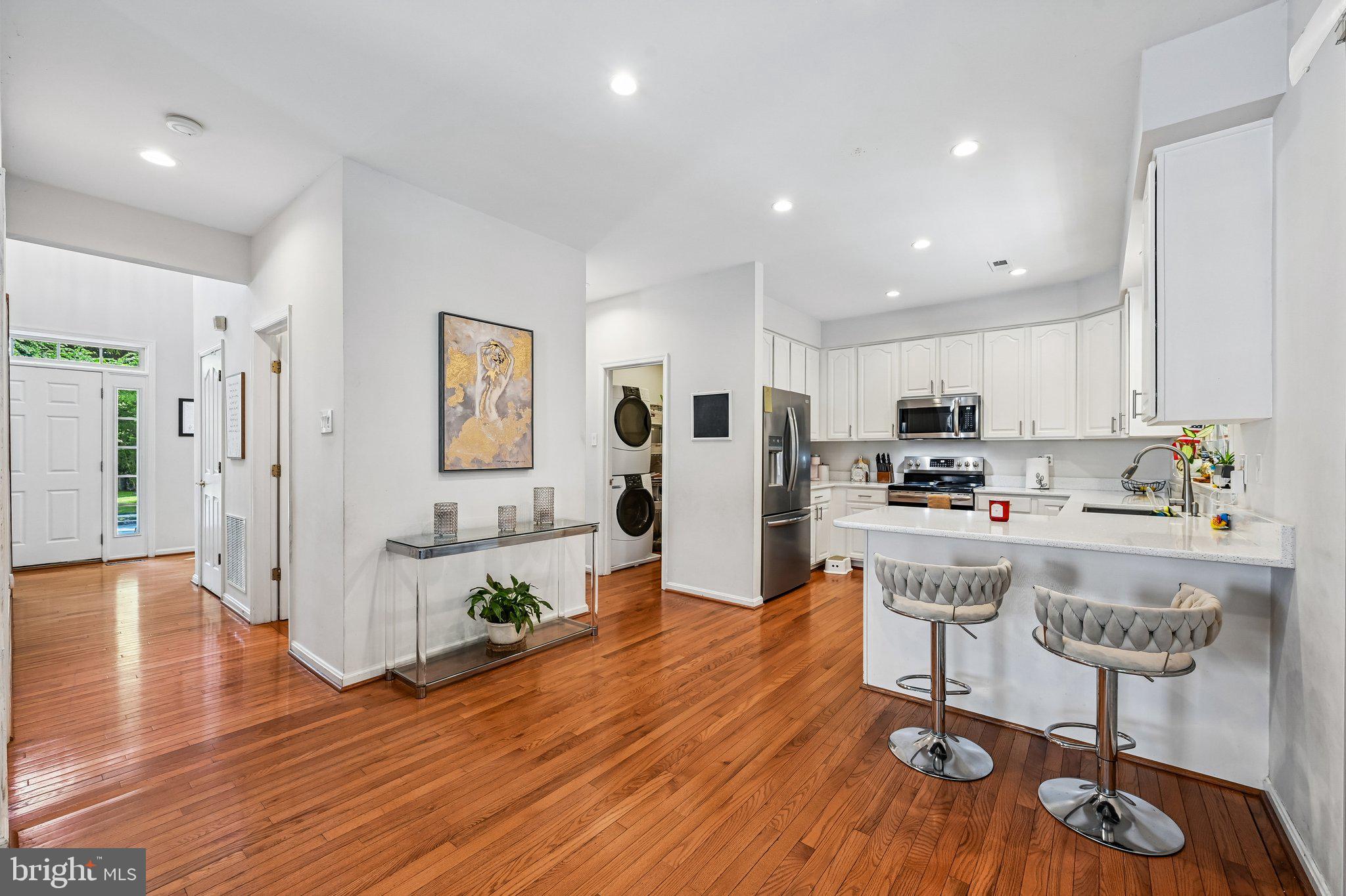 RUSSETT - Residential