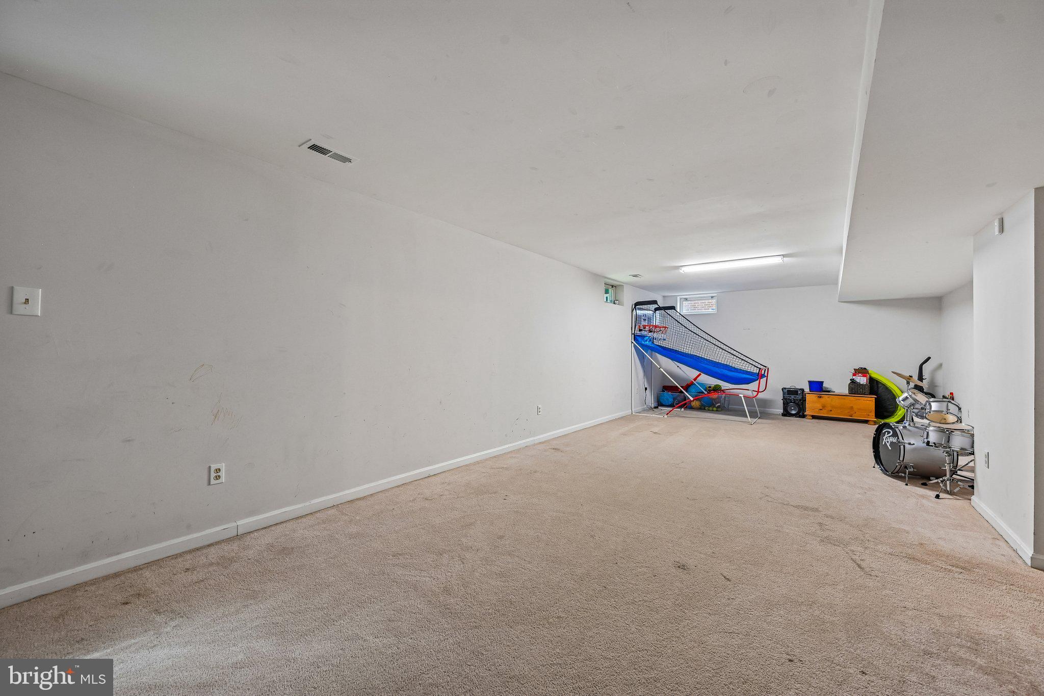 RUSSETT - Residential