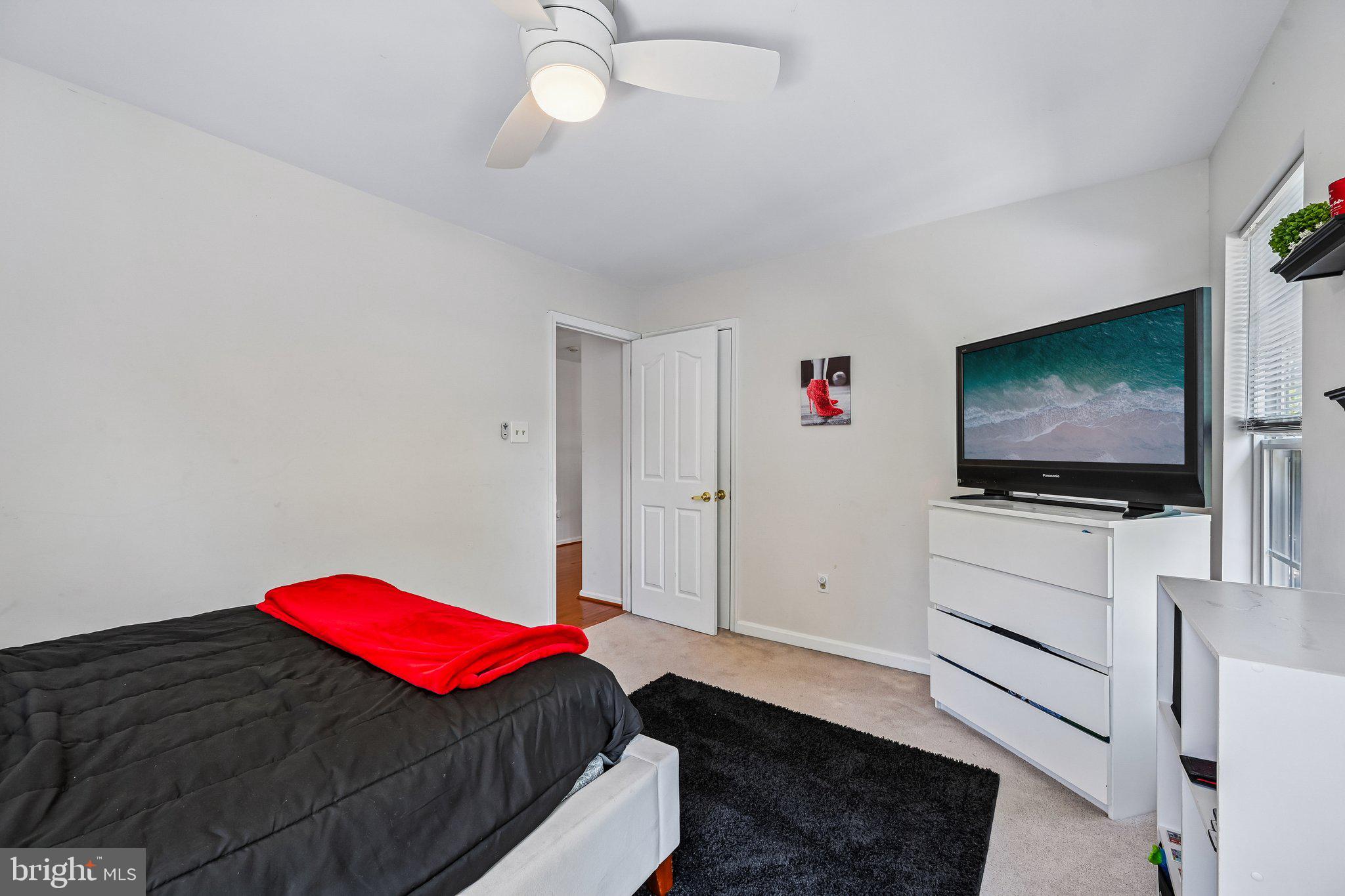 RUSSETT - Residential