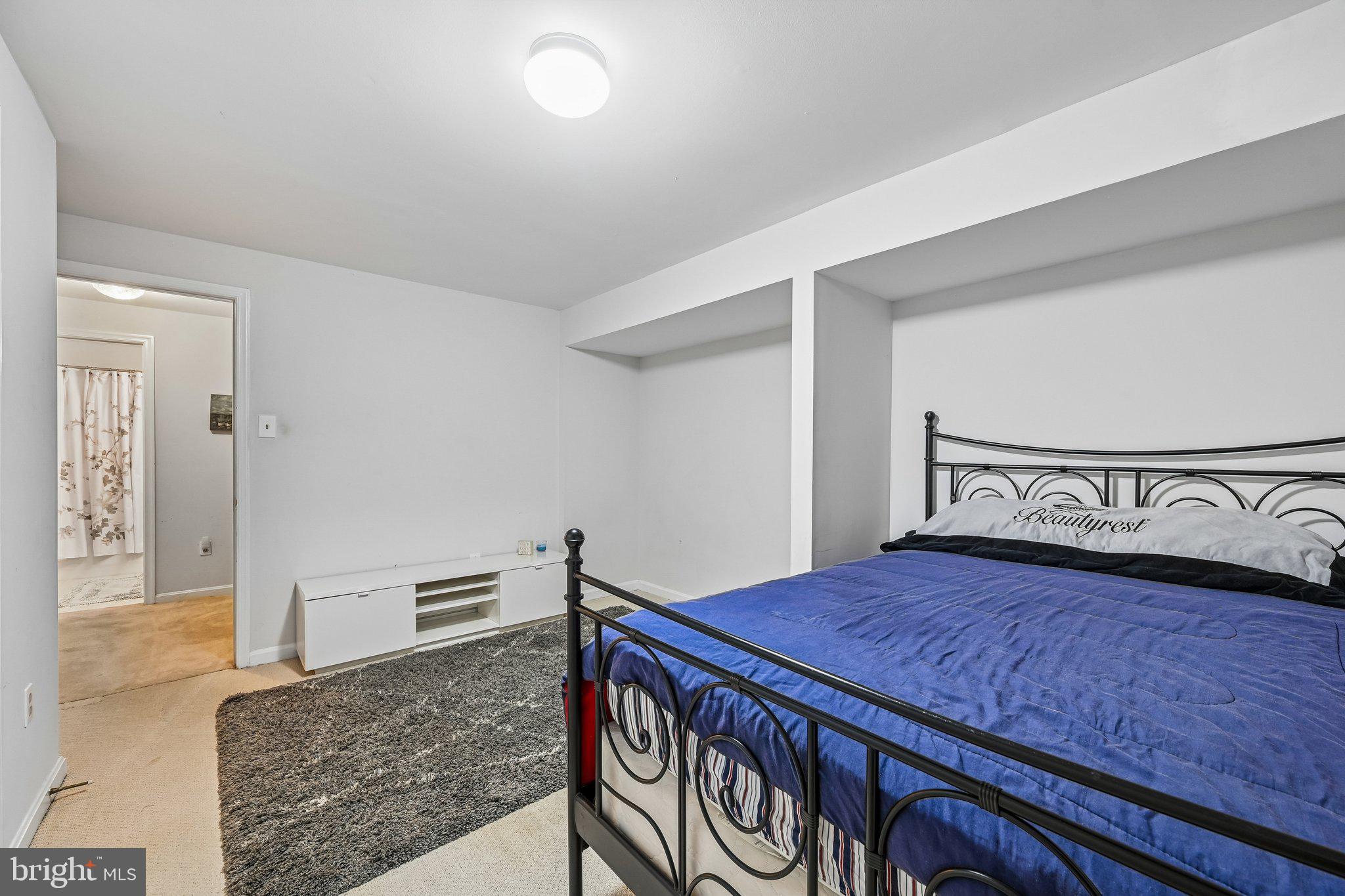 RUSSETT - Residential