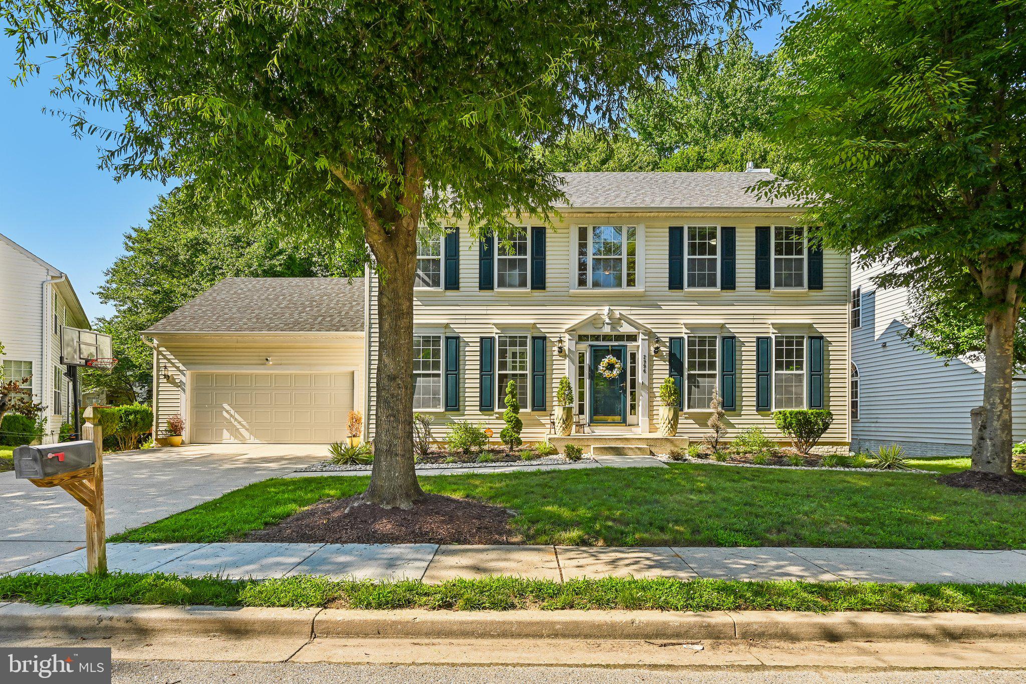 RUSSETT - Residential
