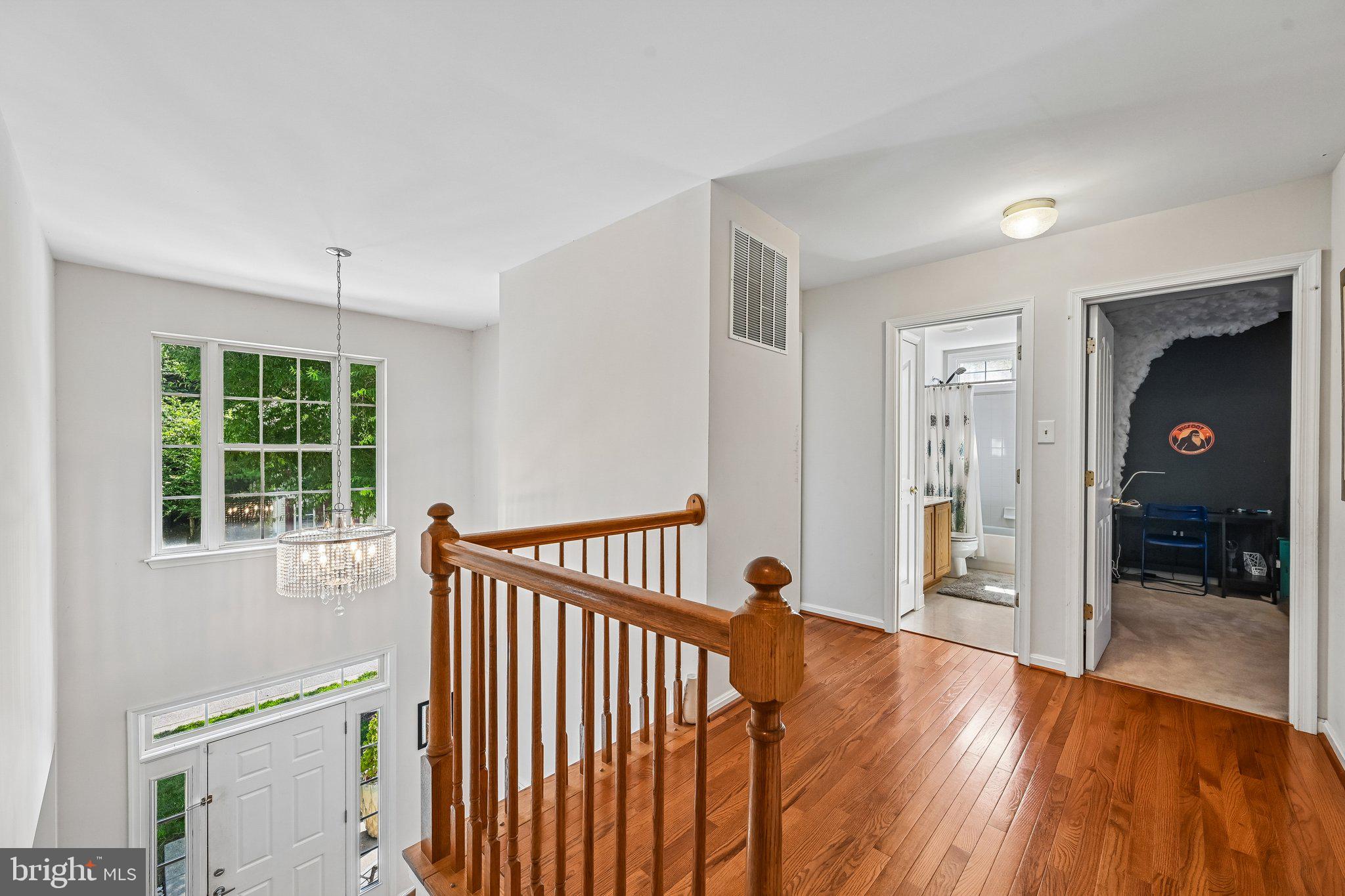 RUSSETT - Residential