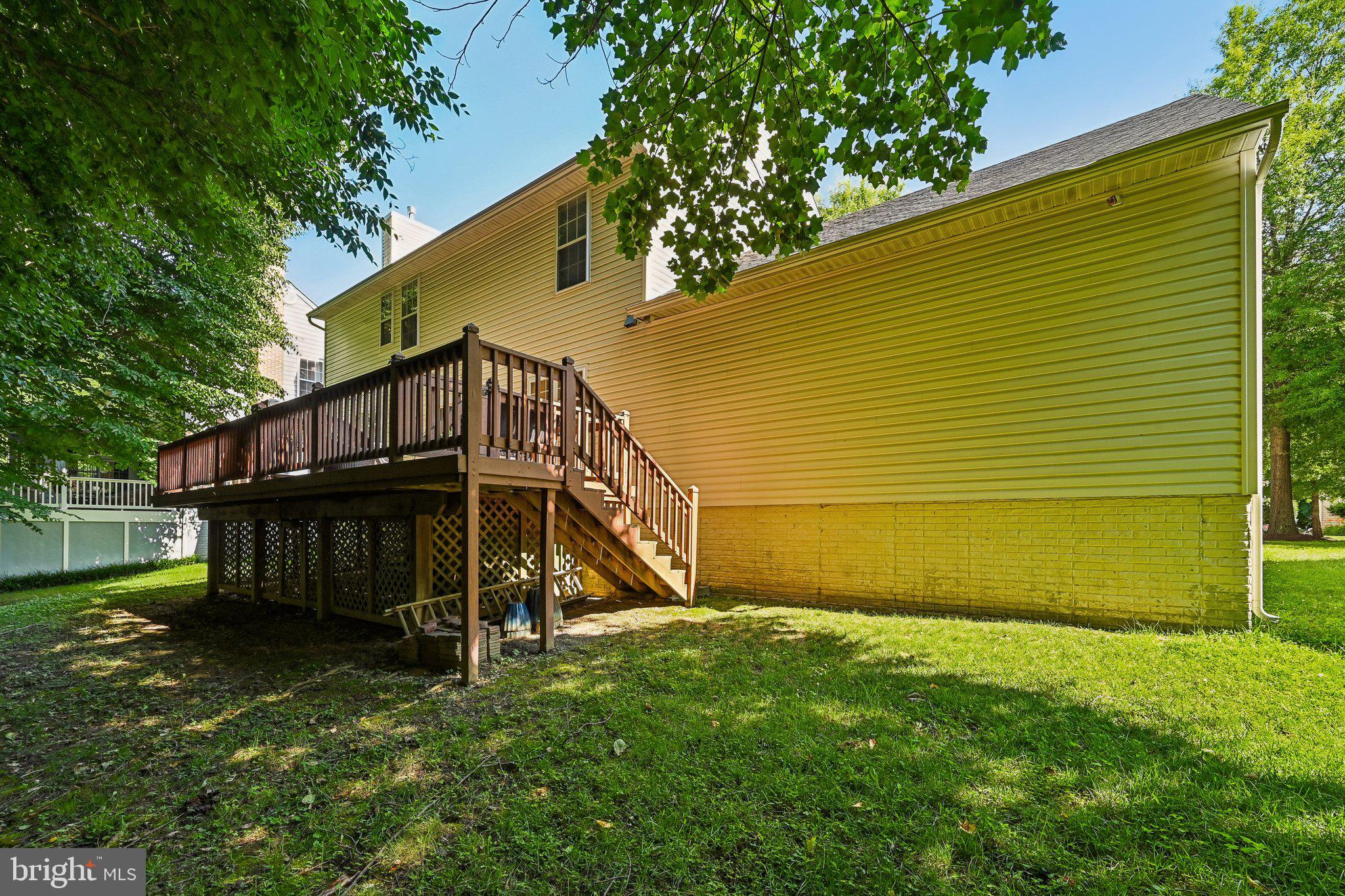 RUSSETT - Residential