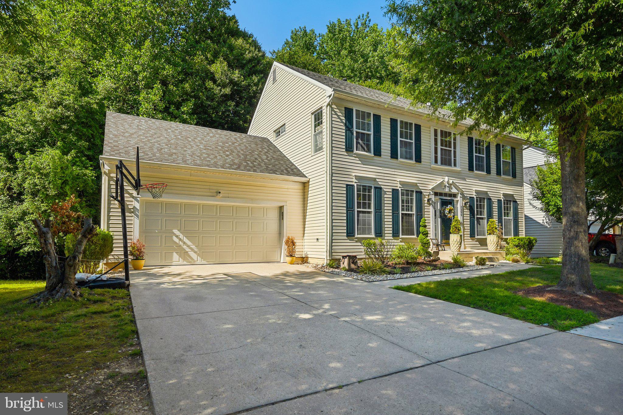 RUSSETT - Residential