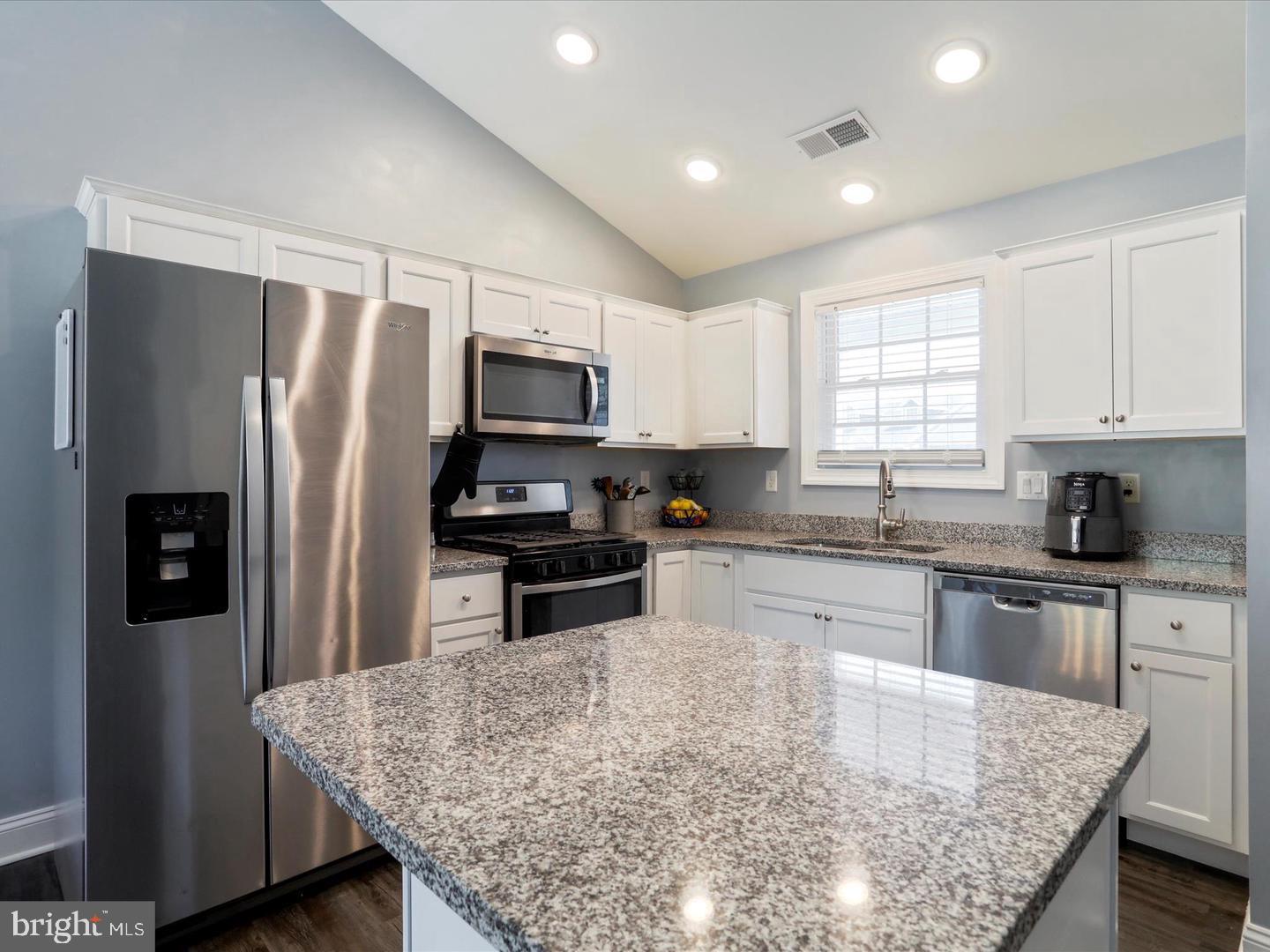BRIDLE CREEK - Residential Lease