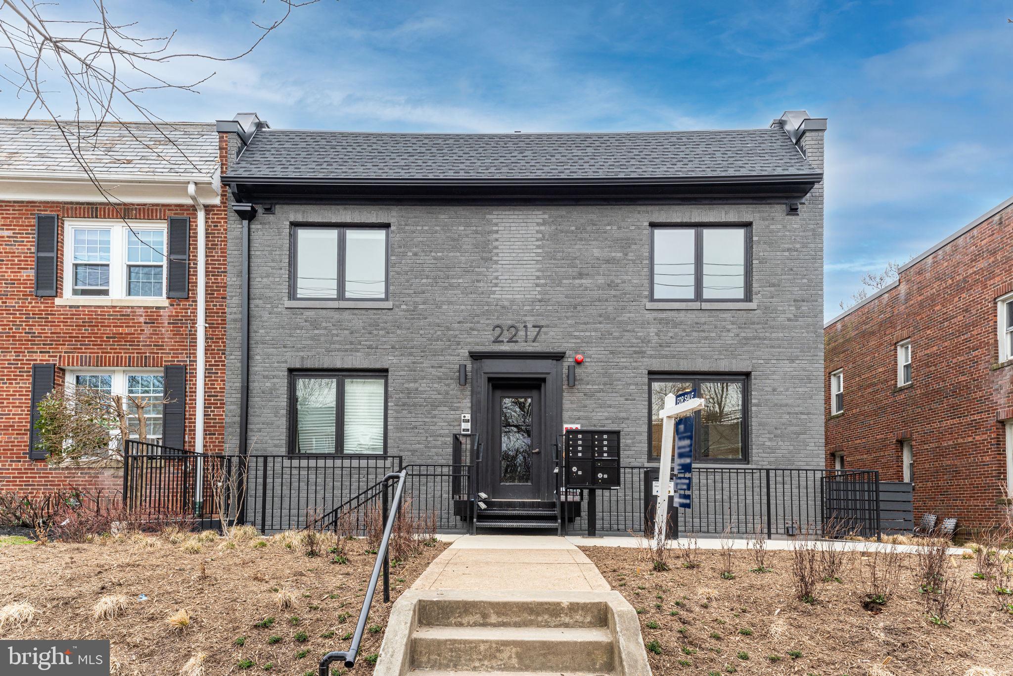 GLOVER PARK - Residential Lease