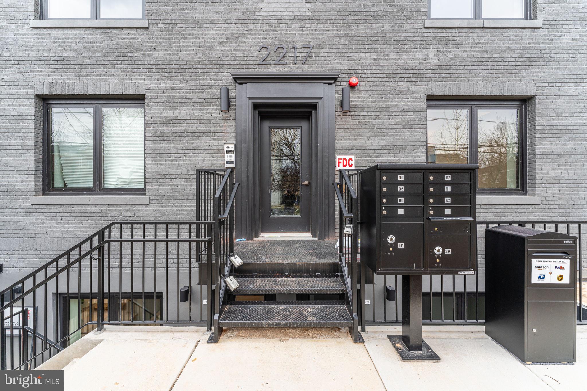 GLOVER PARK - Residential Lease