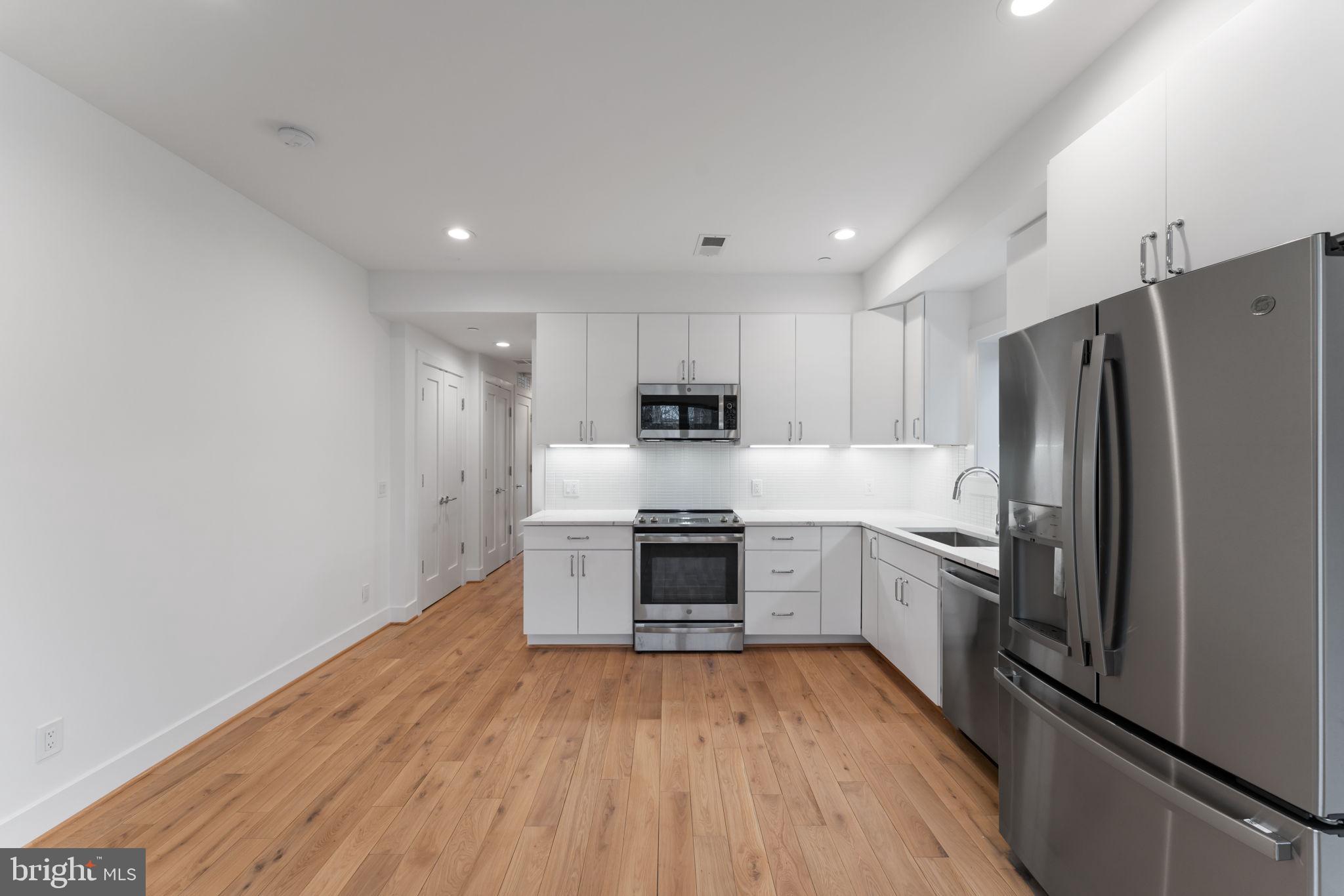 GLOVER PARK - Residential Lease