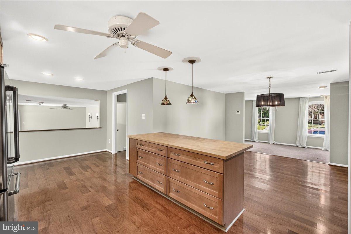 CAROLINE ESTATES - Residential