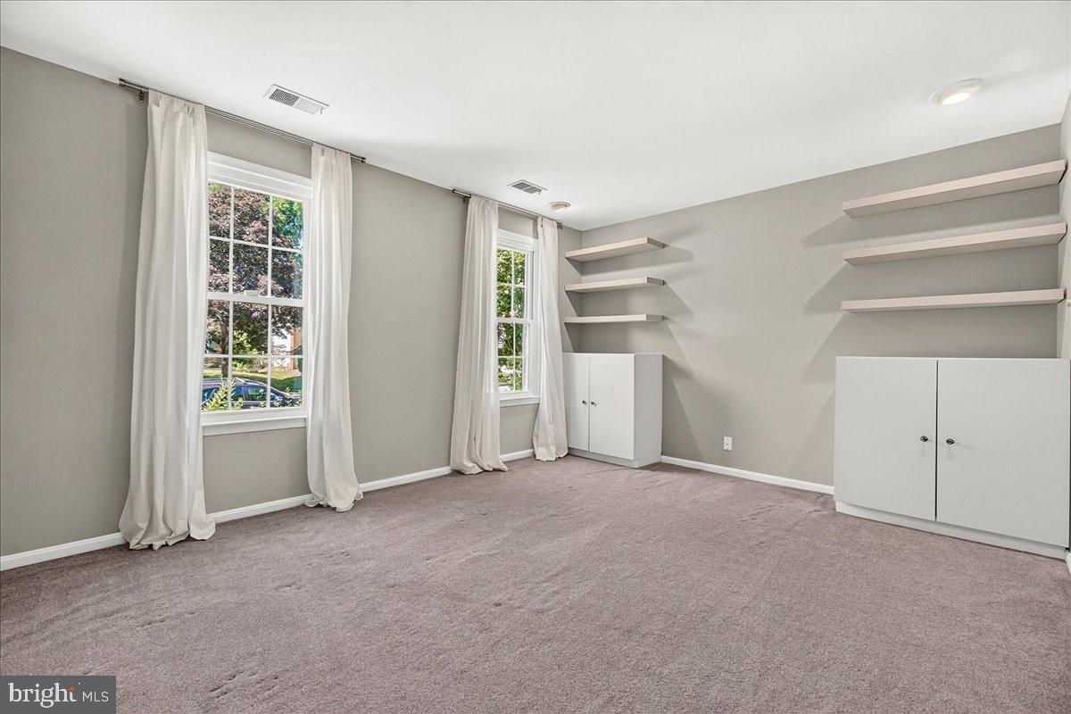 CAROLINE ESTATES - Residential