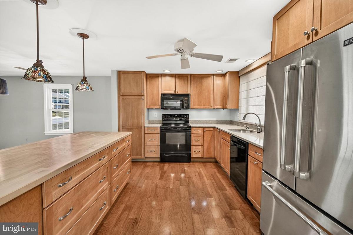 CAROLINE ESTATES - Residential