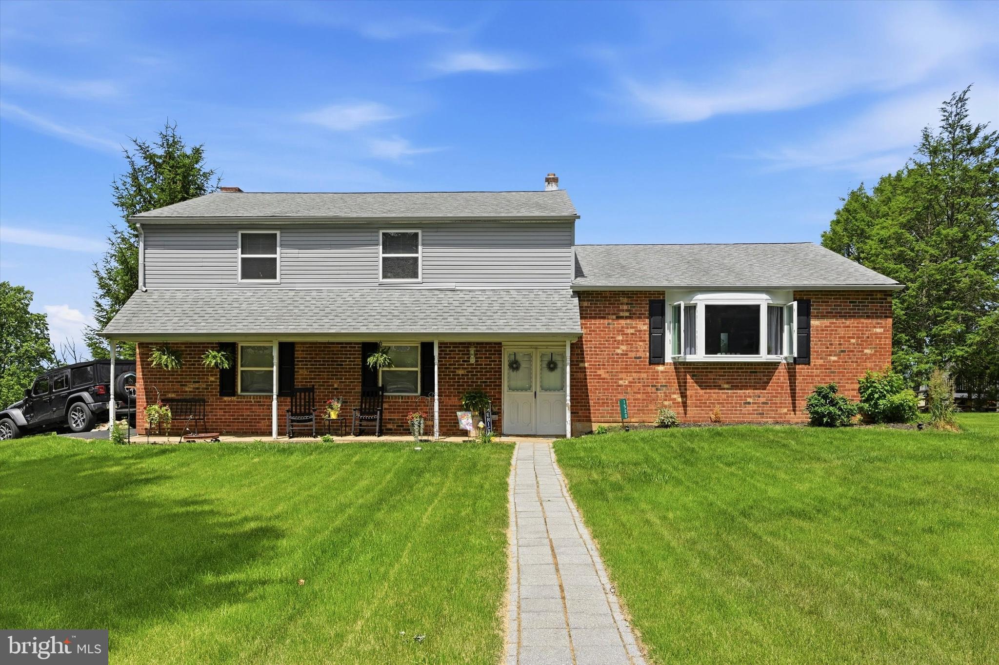 DAWNWOOD VILLAGE - Residential