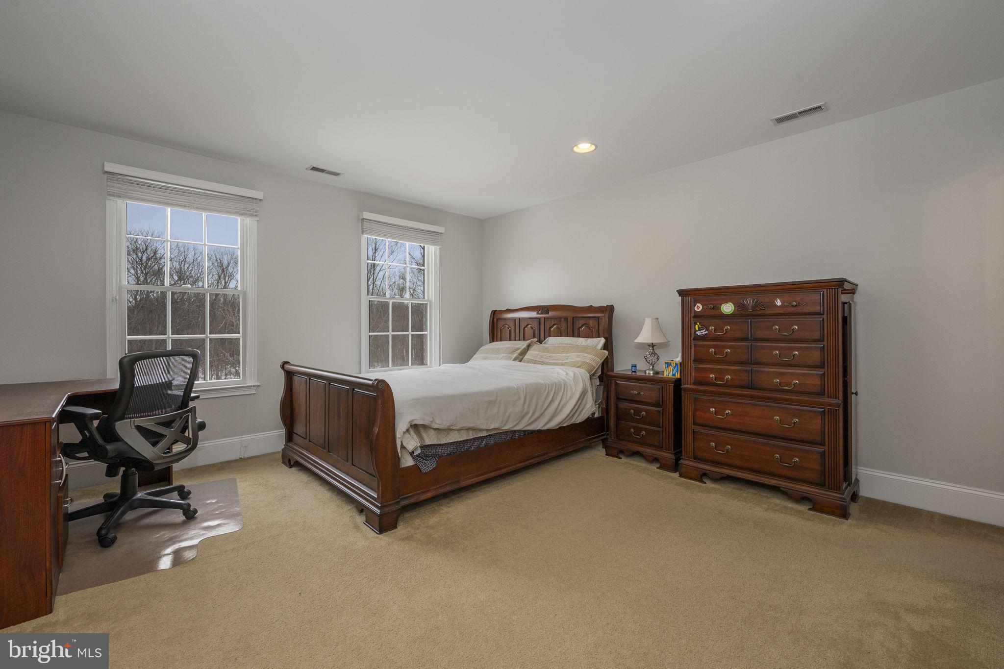 CHESTNUT RIDGE PRSRV - Residential