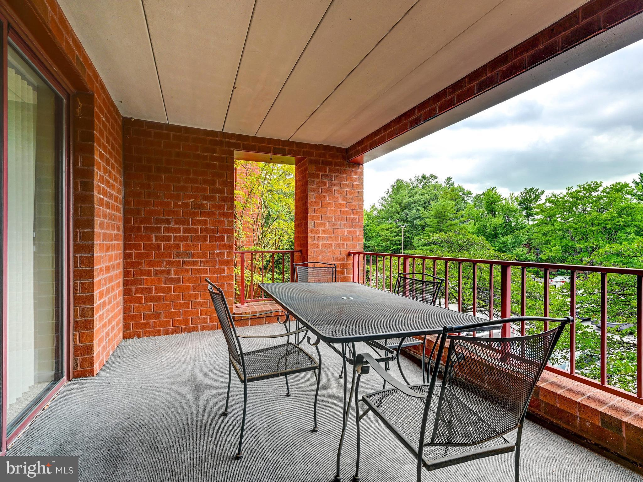 ANNEN WOODS - Residential