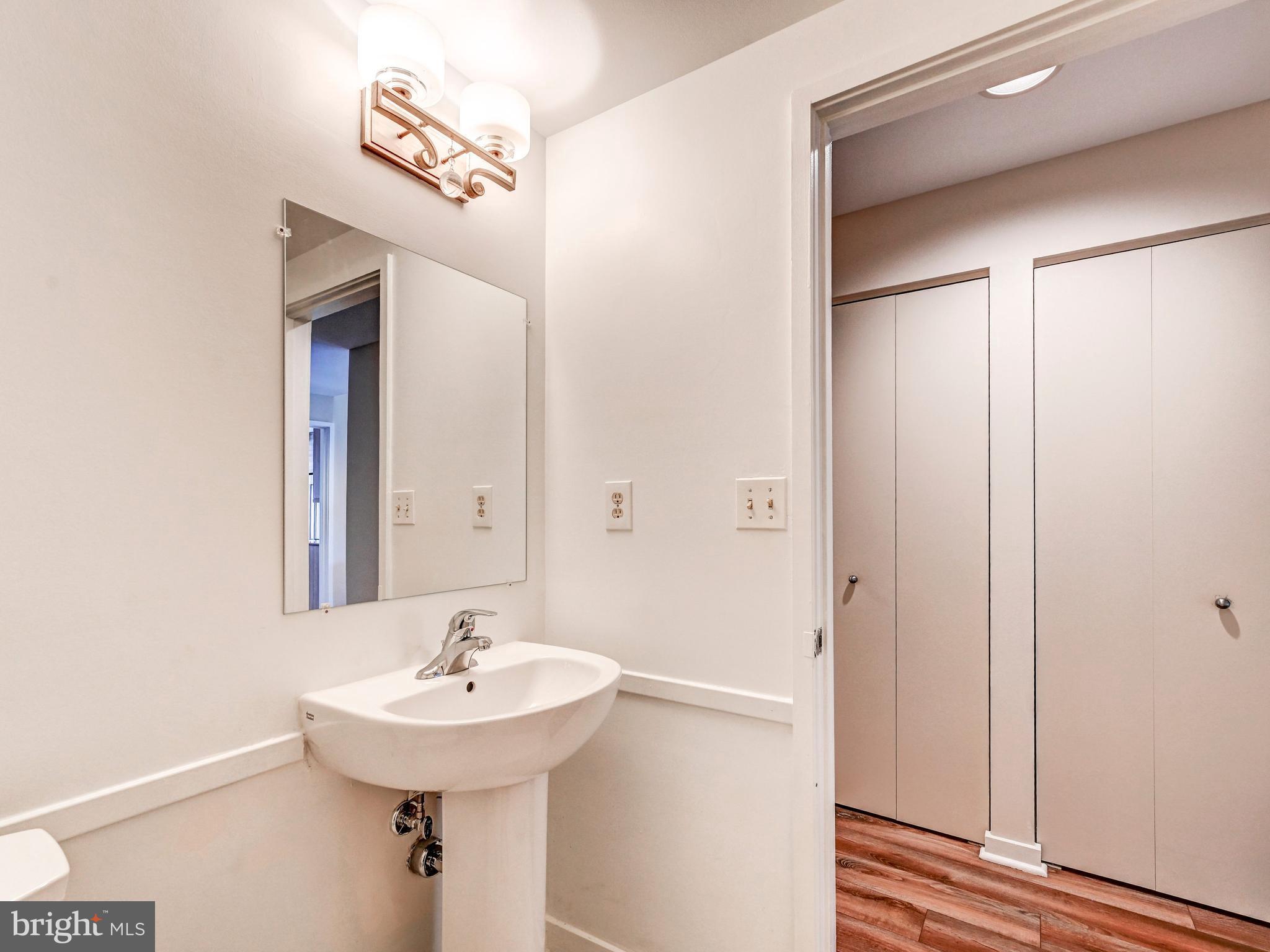 ANNEN WOODS - Residential
