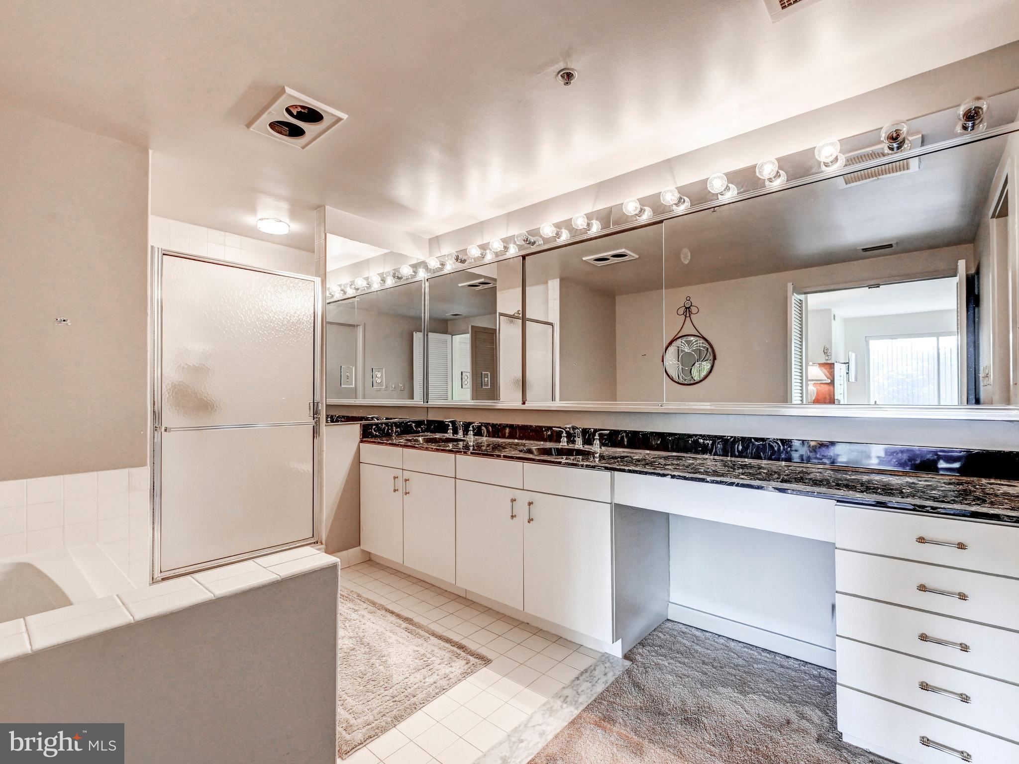 ANNEN WOODS - Residential