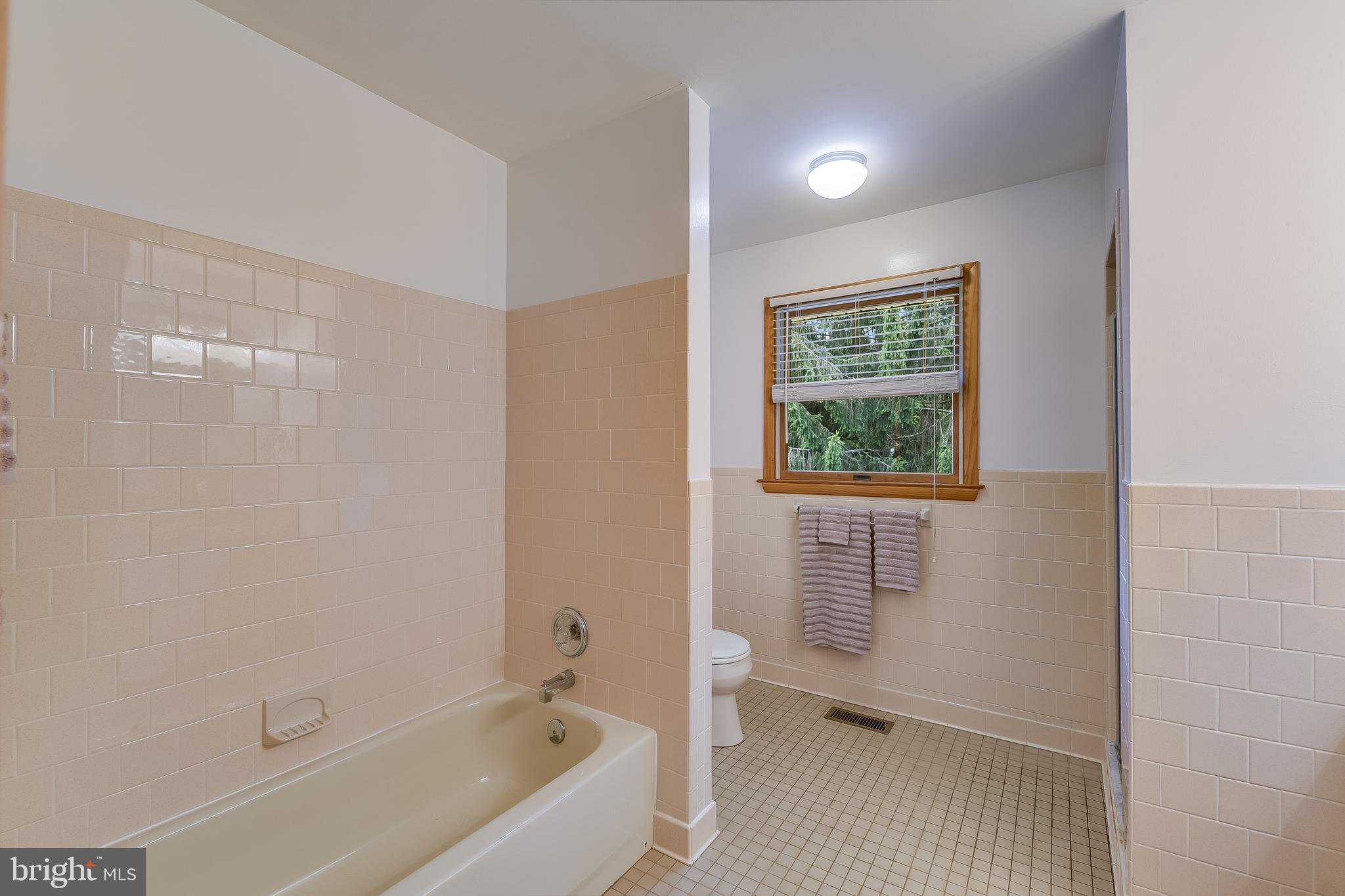 BARBARA HEIGHTS - Residential