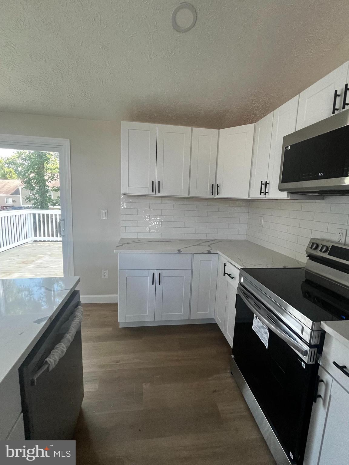 HARMANS WOODS - Residential