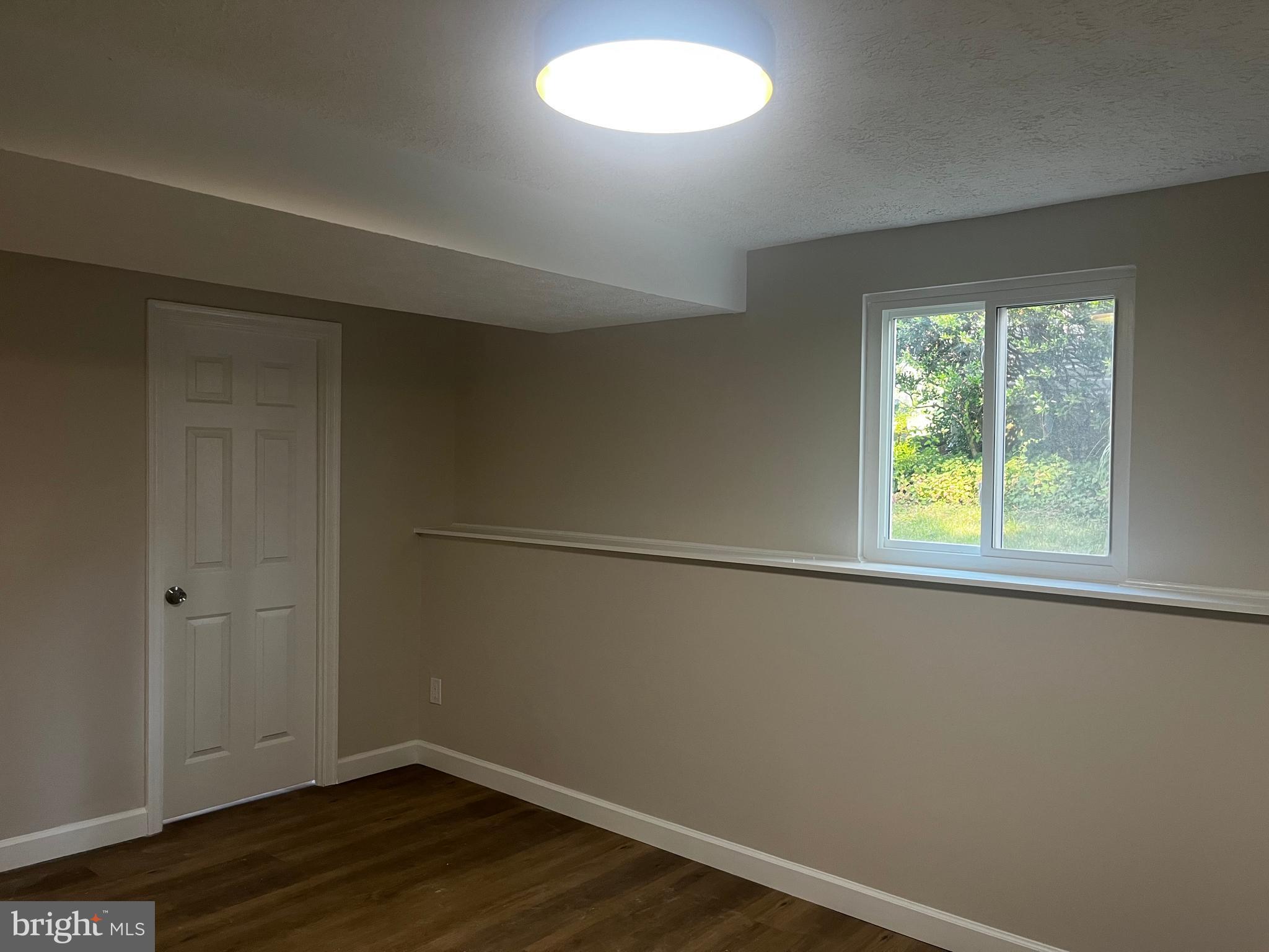 HARMANS WOODS - Residential