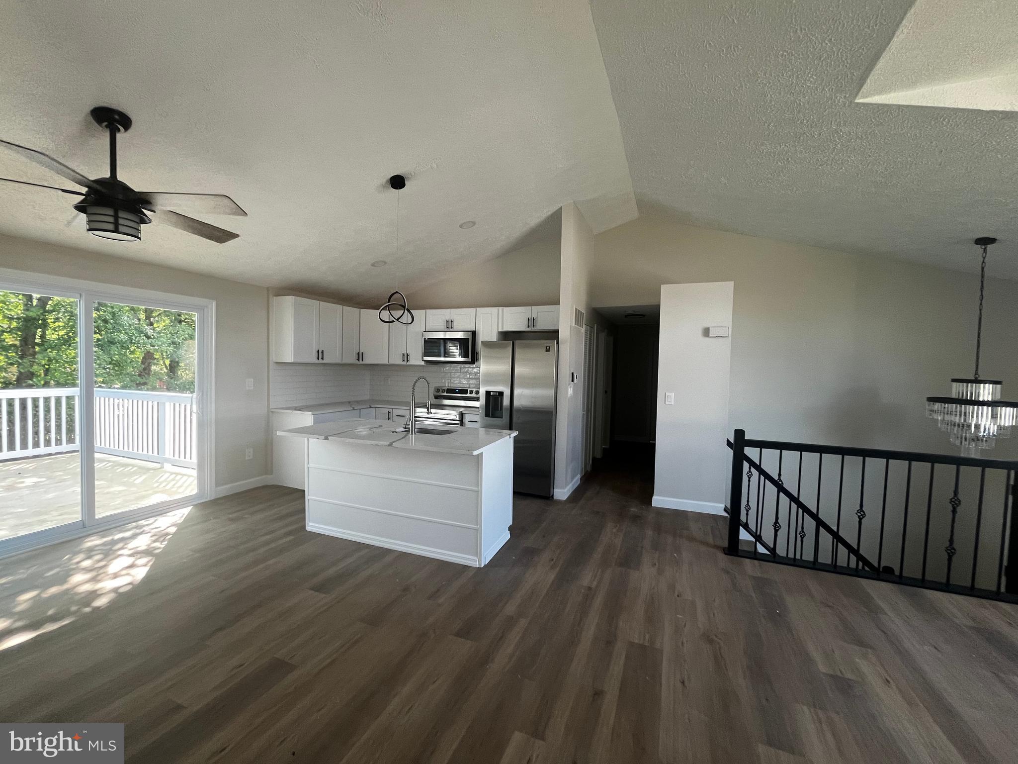 HARMANS WOODS - Residential