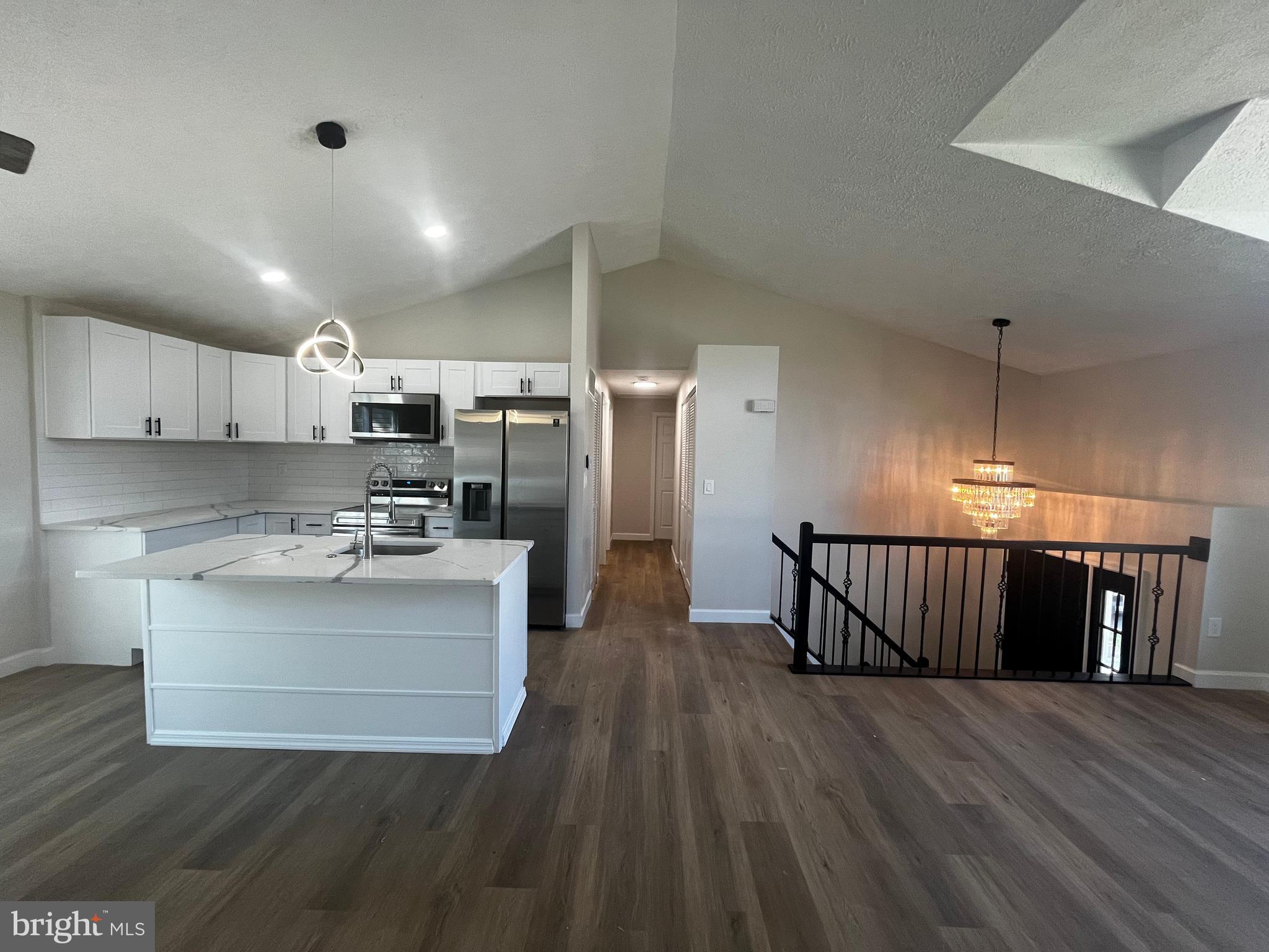 HARMANS WOODS - Residential