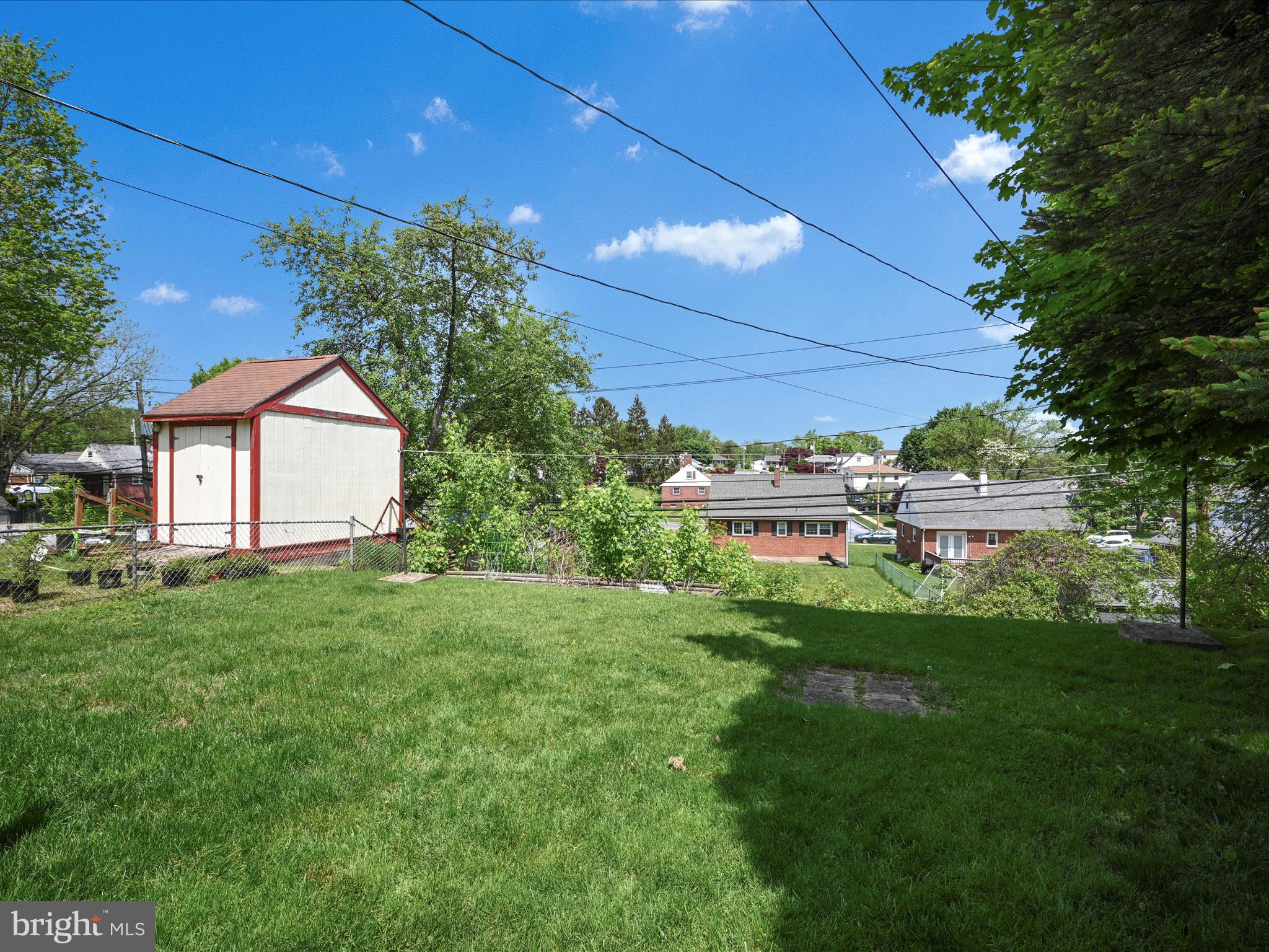 OAK HILLS - Residential