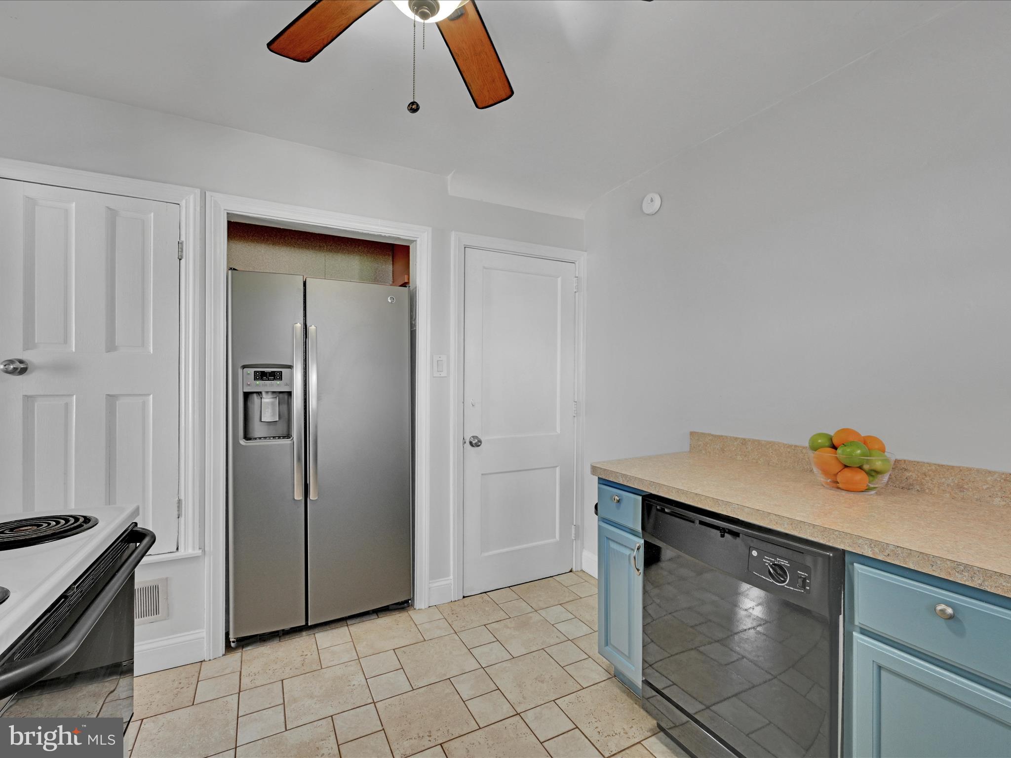 OAK HILLS - Residential