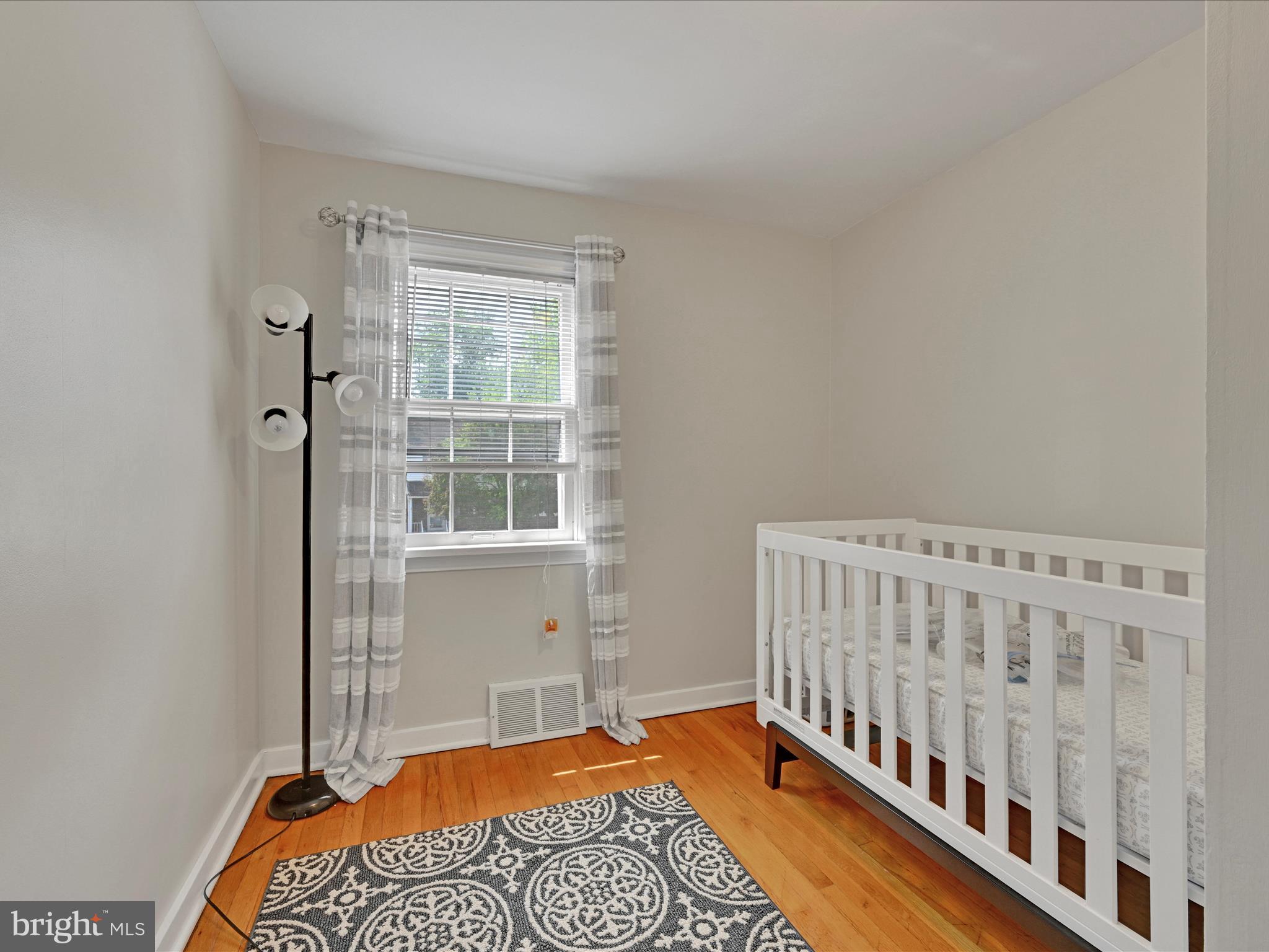 OAK HILLS - Residential