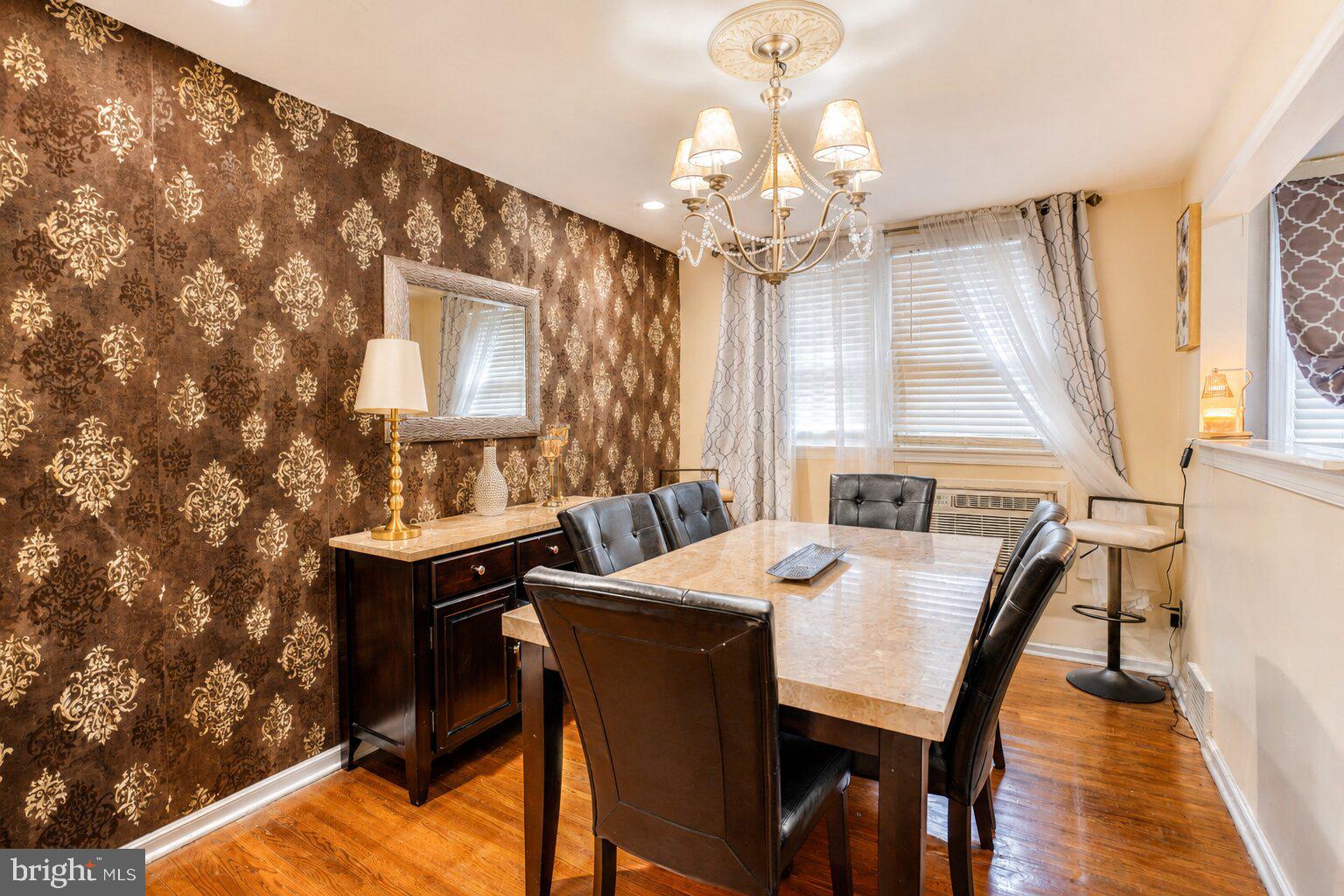 MAYFAIR - Residential