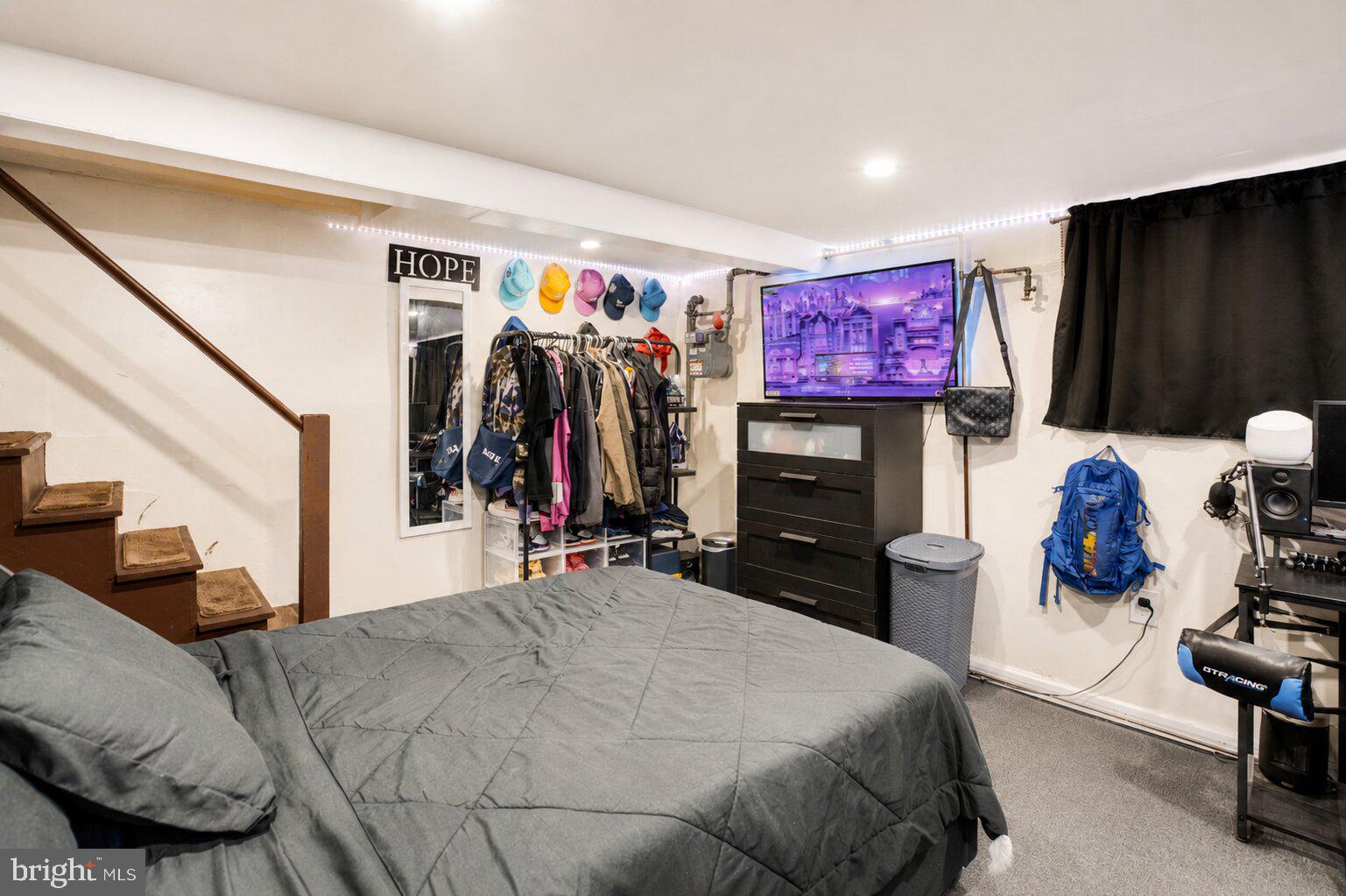 MAYFAIR - Residential