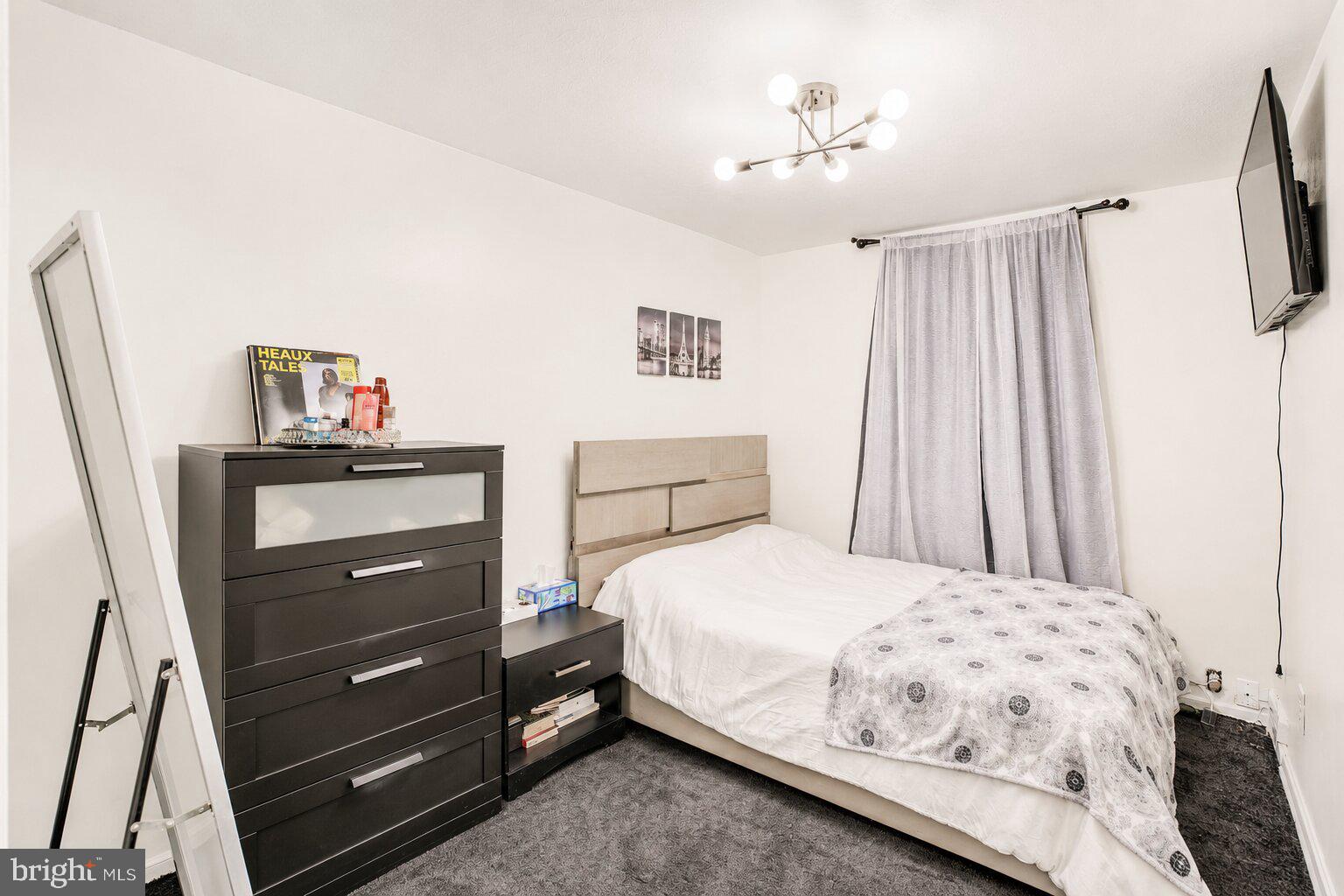 MAYFAIR - Residential