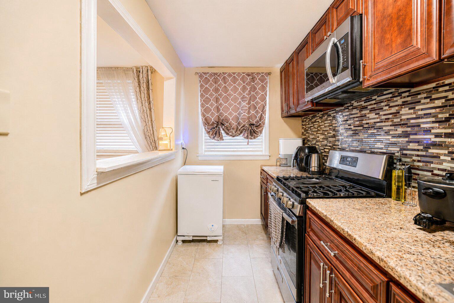MAYFAIR - Residential