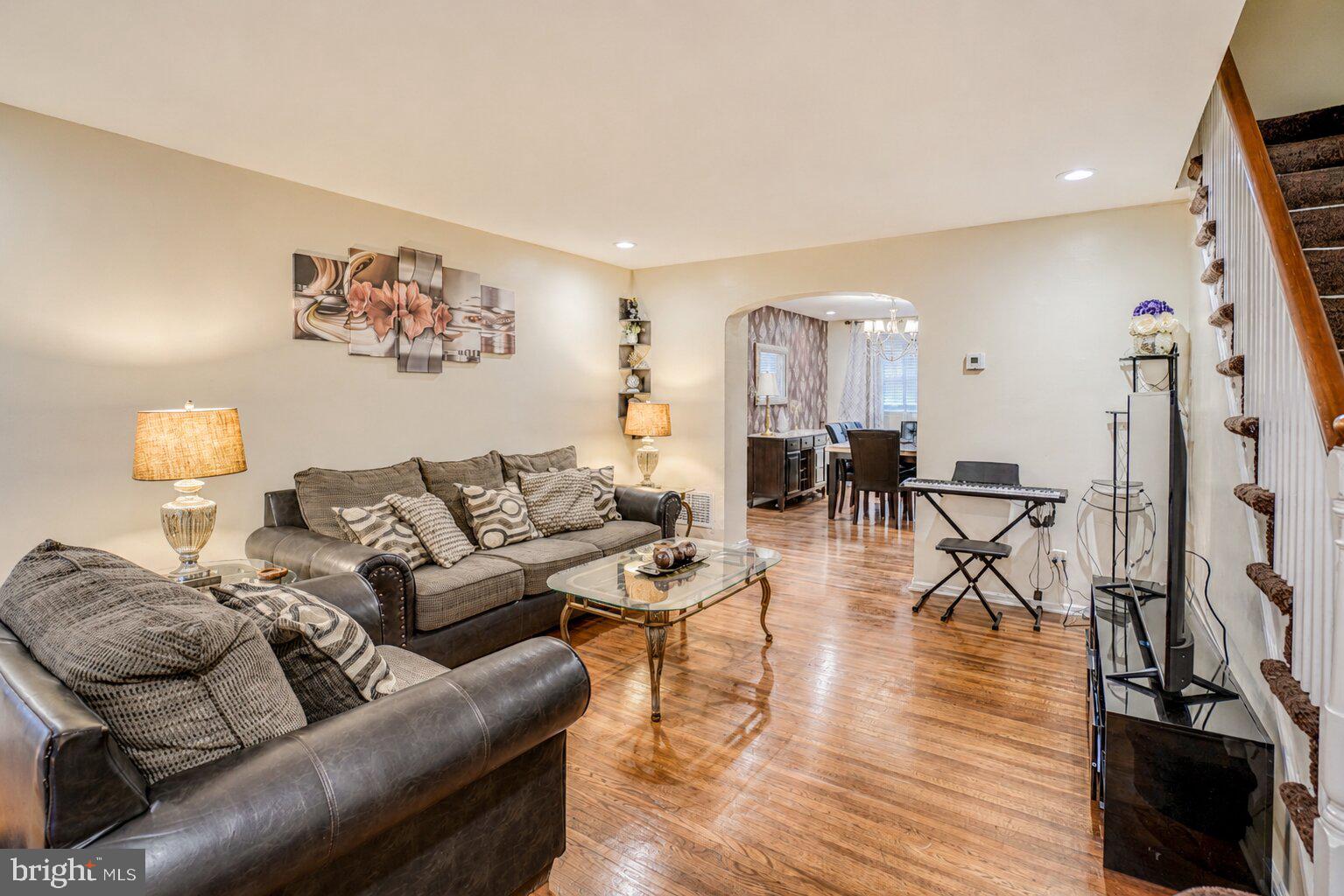 MAYFAIR - Residential