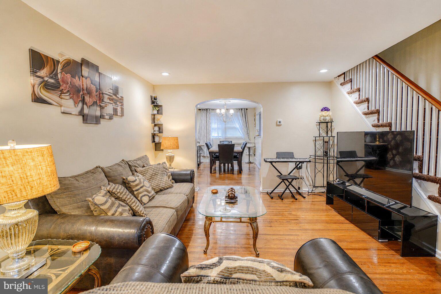 MAYFAIR - Residential